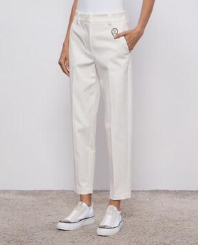 Brunello Cucinelli White pants with logo patch MA126P8873
