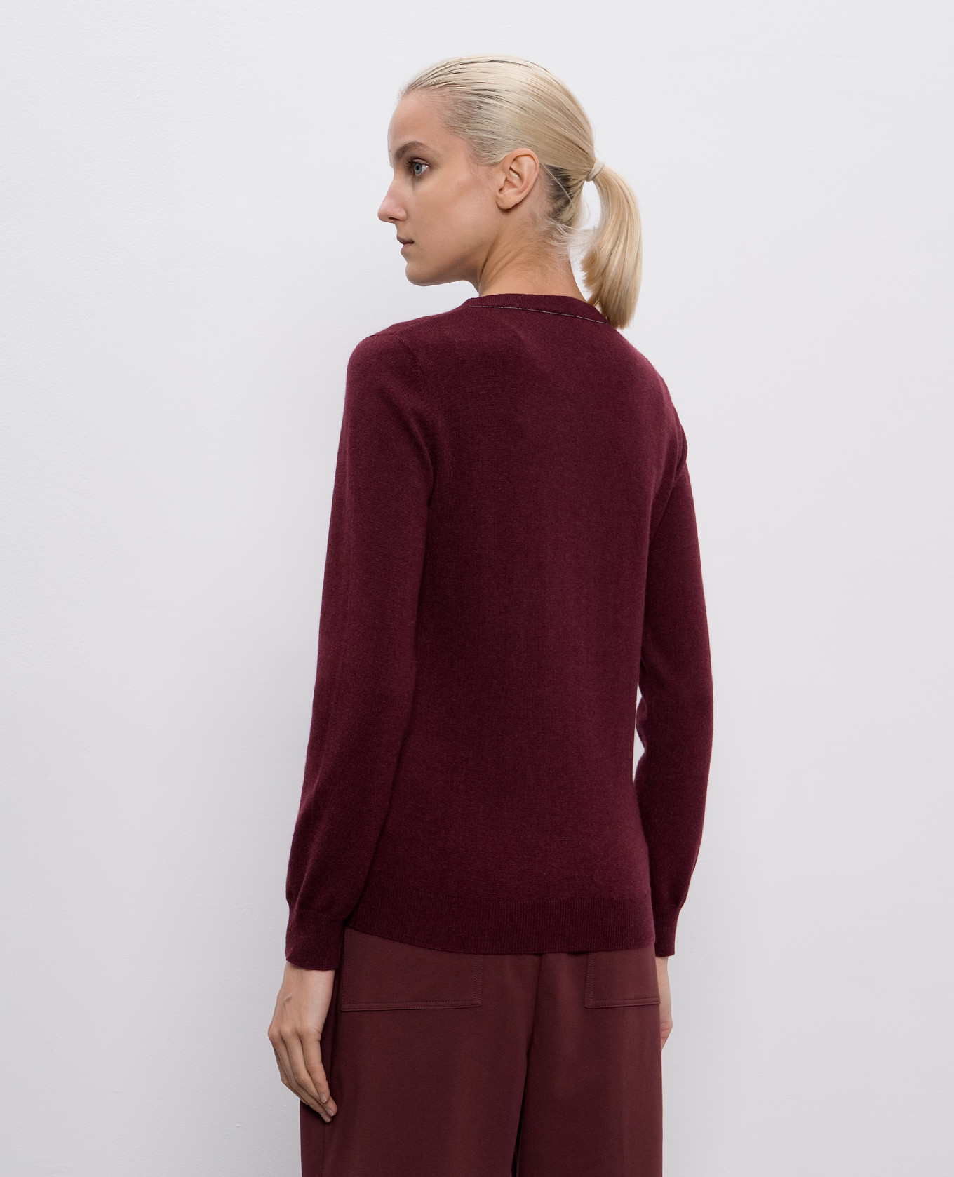 

Burgundy cashmere jumper with monil chain Brunello Cucinelli