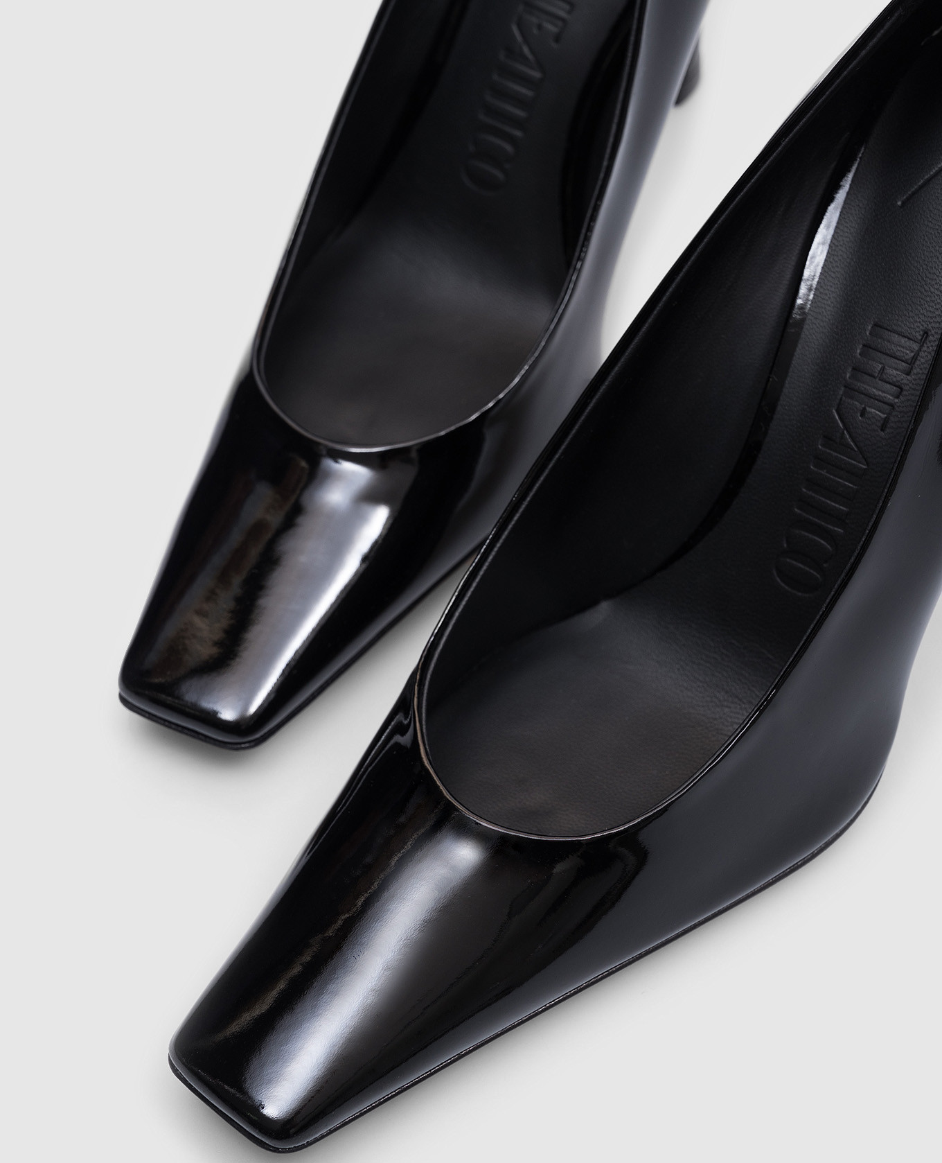Black patent leather shoes Juno The Attico 5