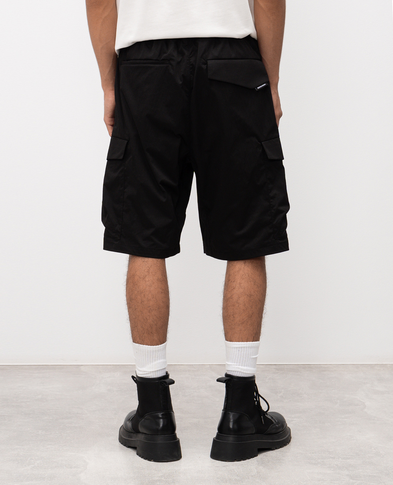 

RD-Common black cargo shorts with belt Riotdivision