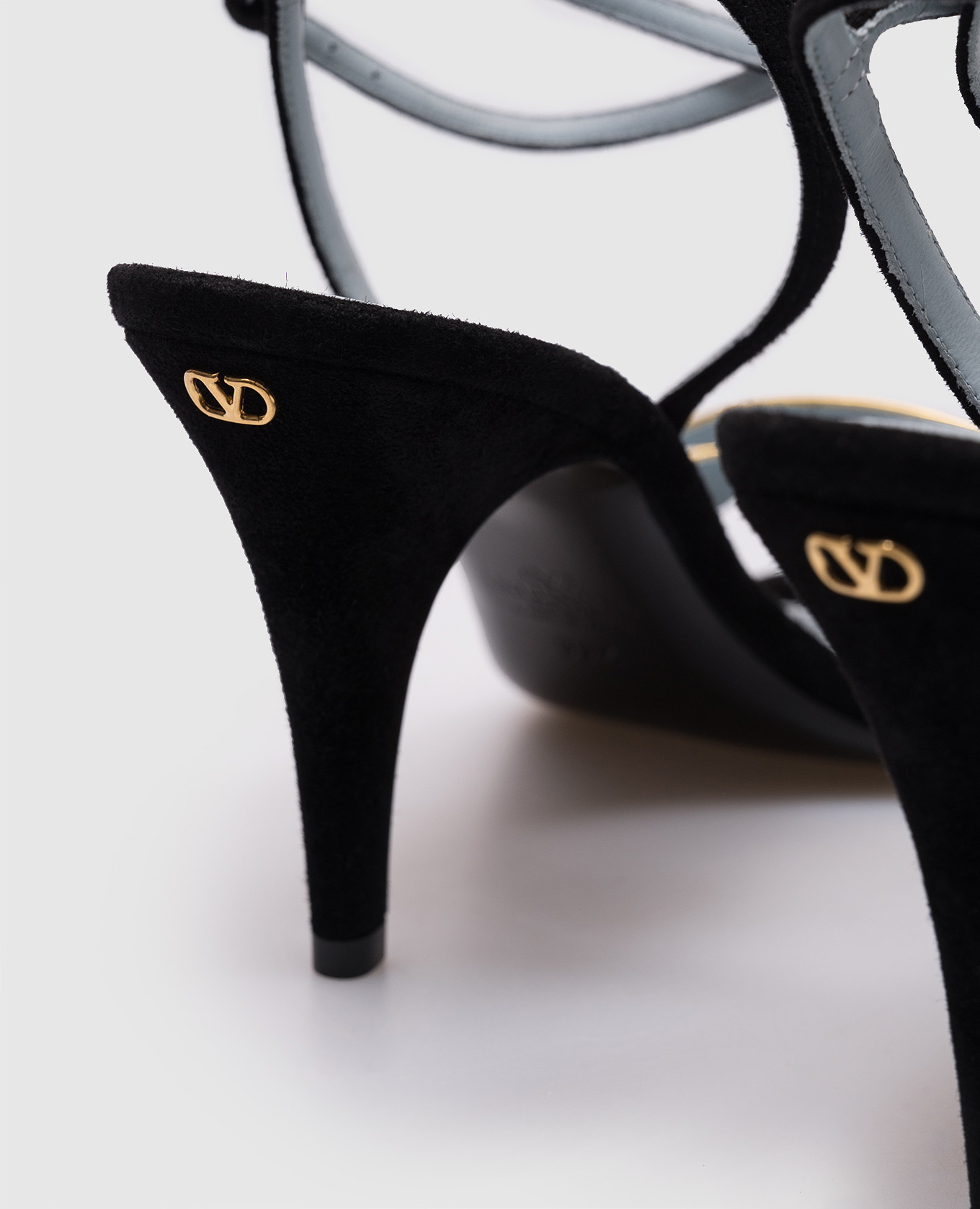 

Black suede sandals FOLIEFOLIAGE Valentino