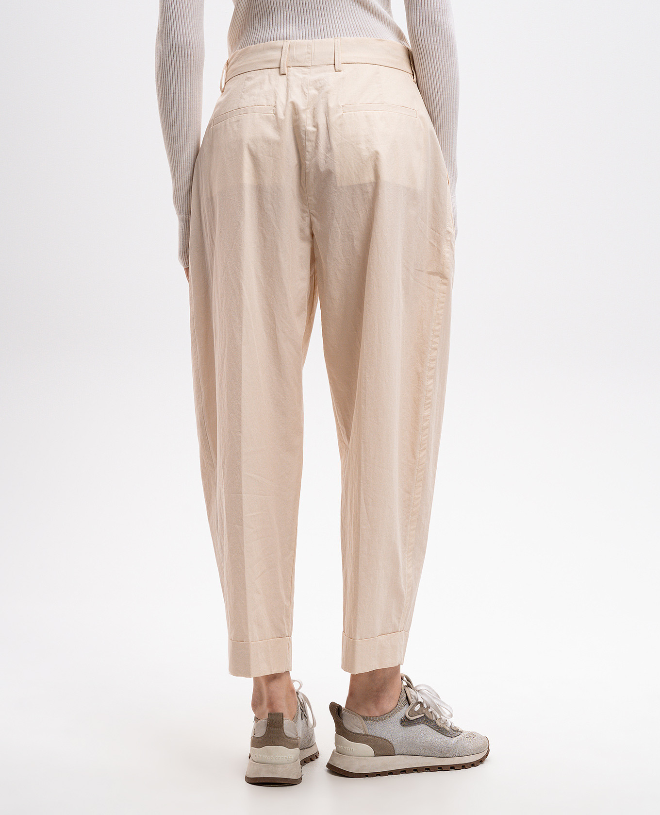 Ruth WFC beige linen trousers MooRER 4