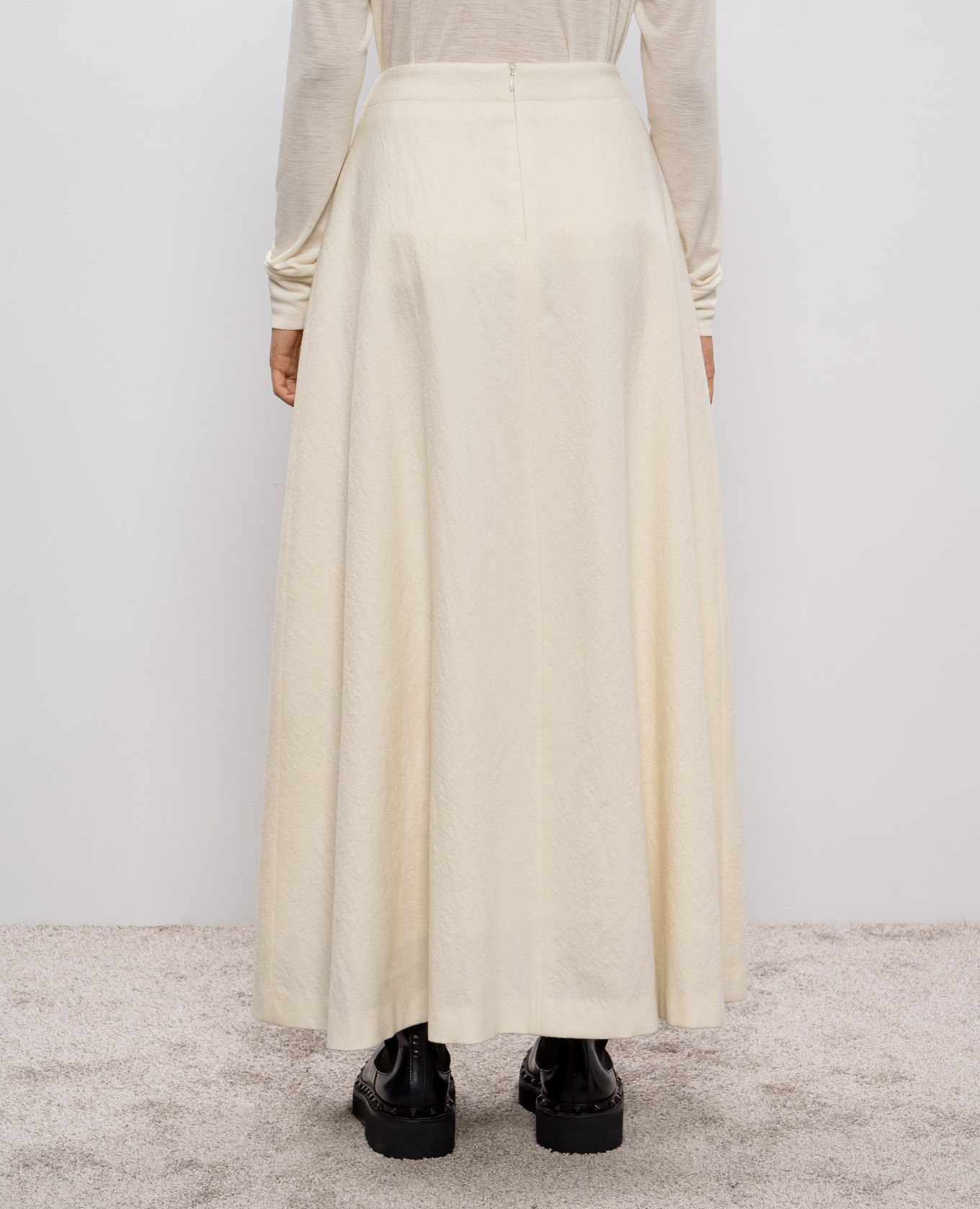 White wool skirt Intoca 4