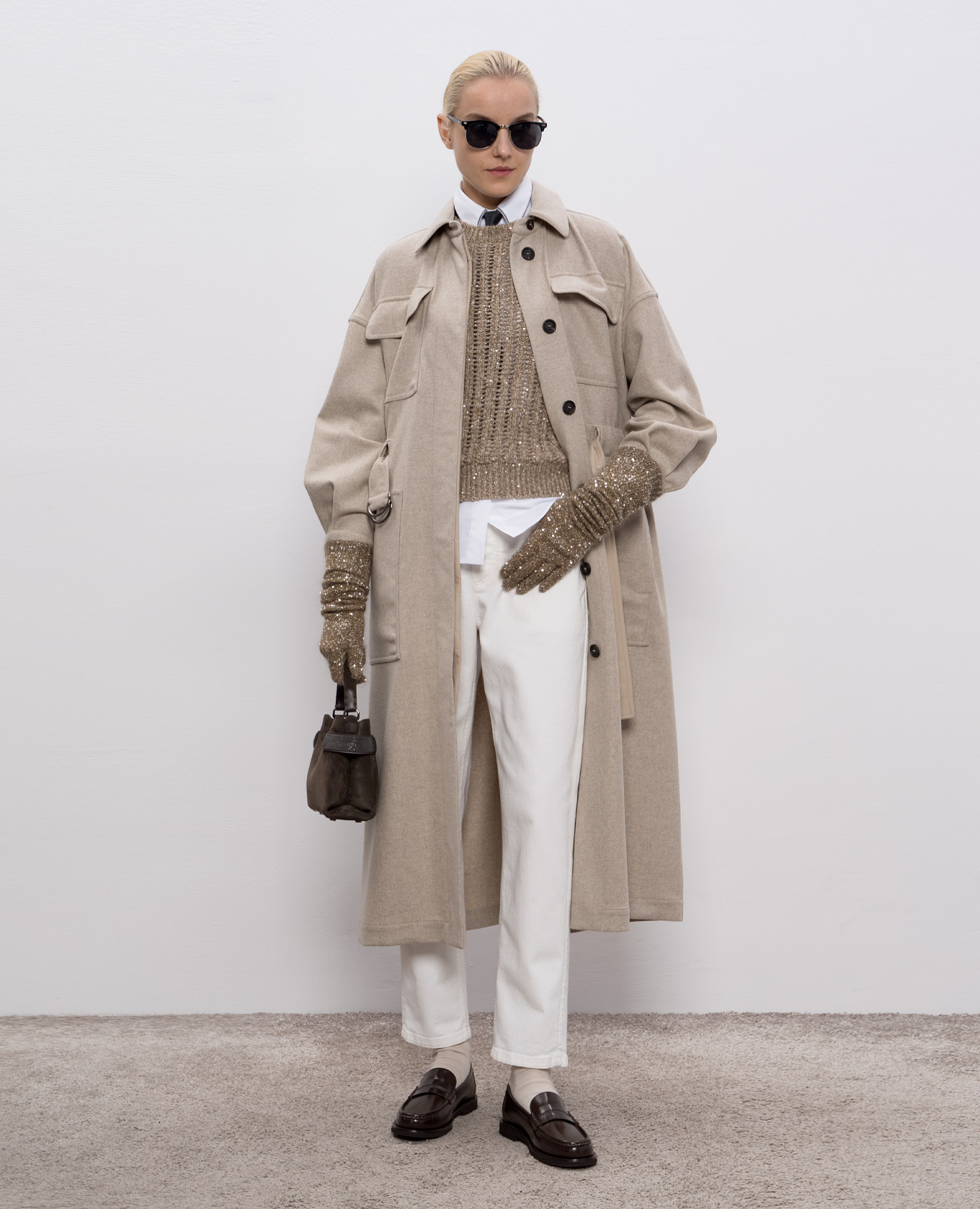 

Beige wool coat with monil chain Brunello Cucinelli