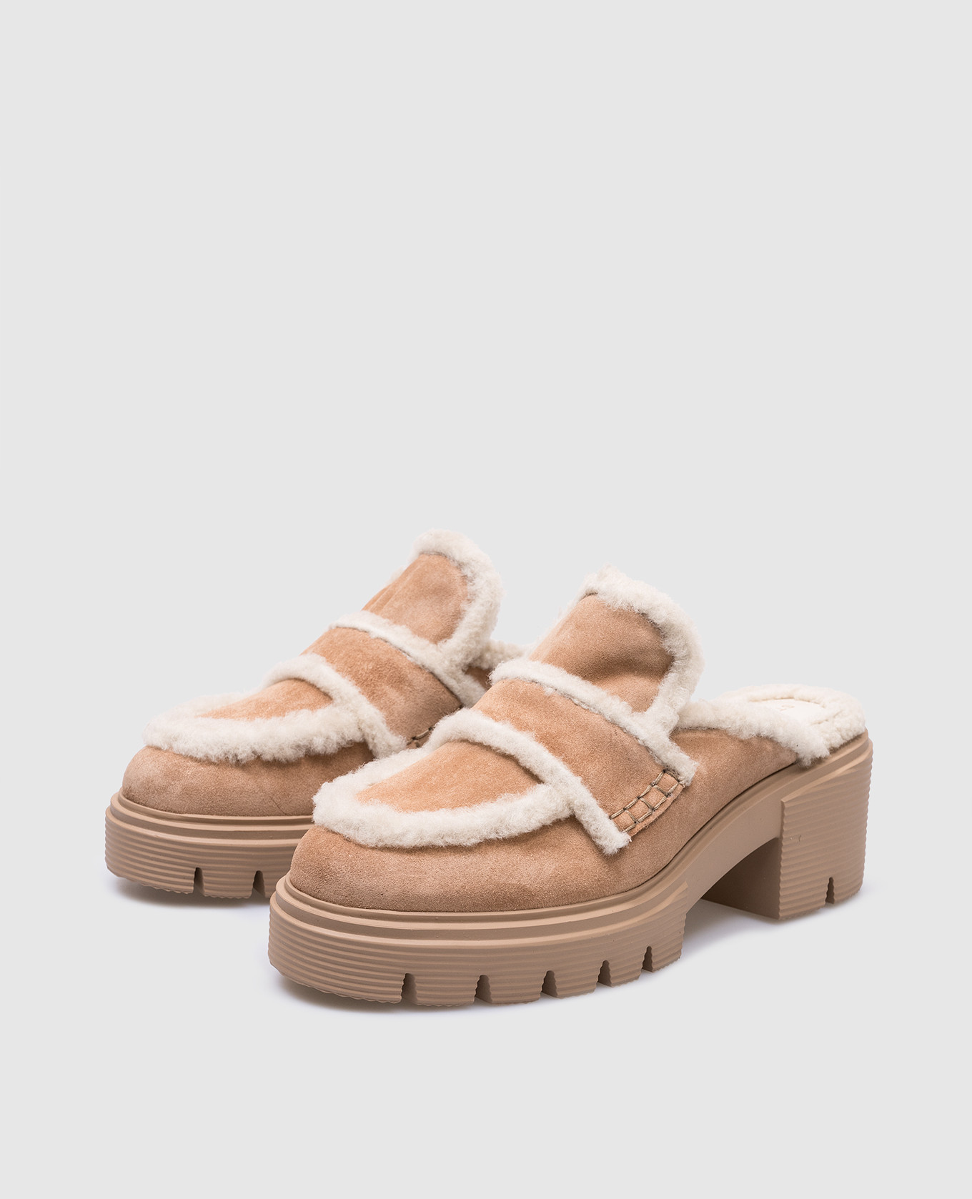 

LENNOX beige suede mules with logo fur Stuart Weitzman