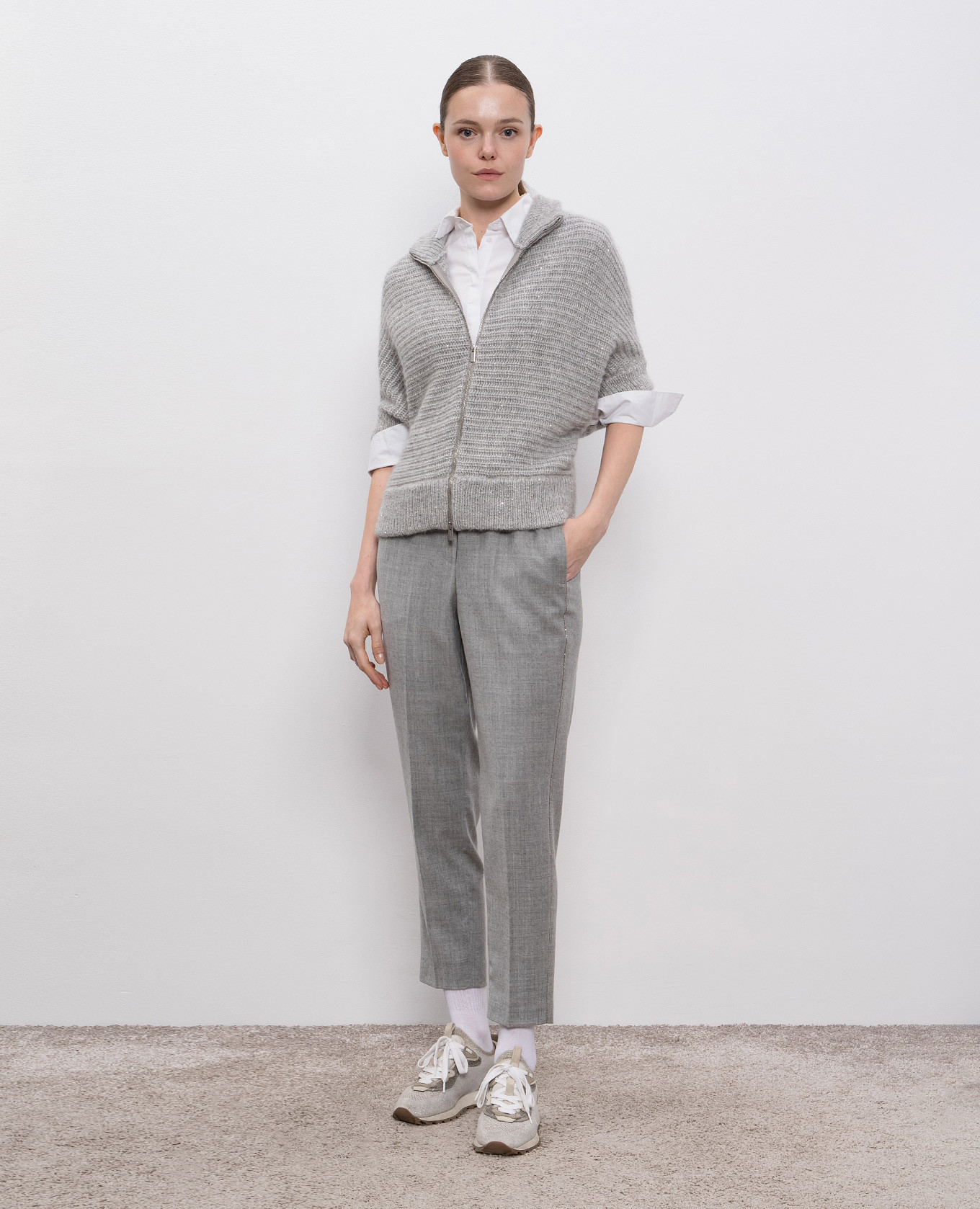 

Gray wool pants Peserico, Grey