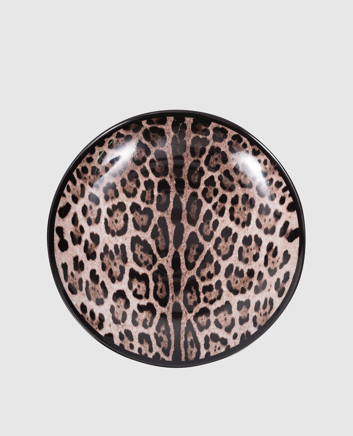 

A set of porcelain dinner plates in an animalistic print Dolce&Gabbana, Brown