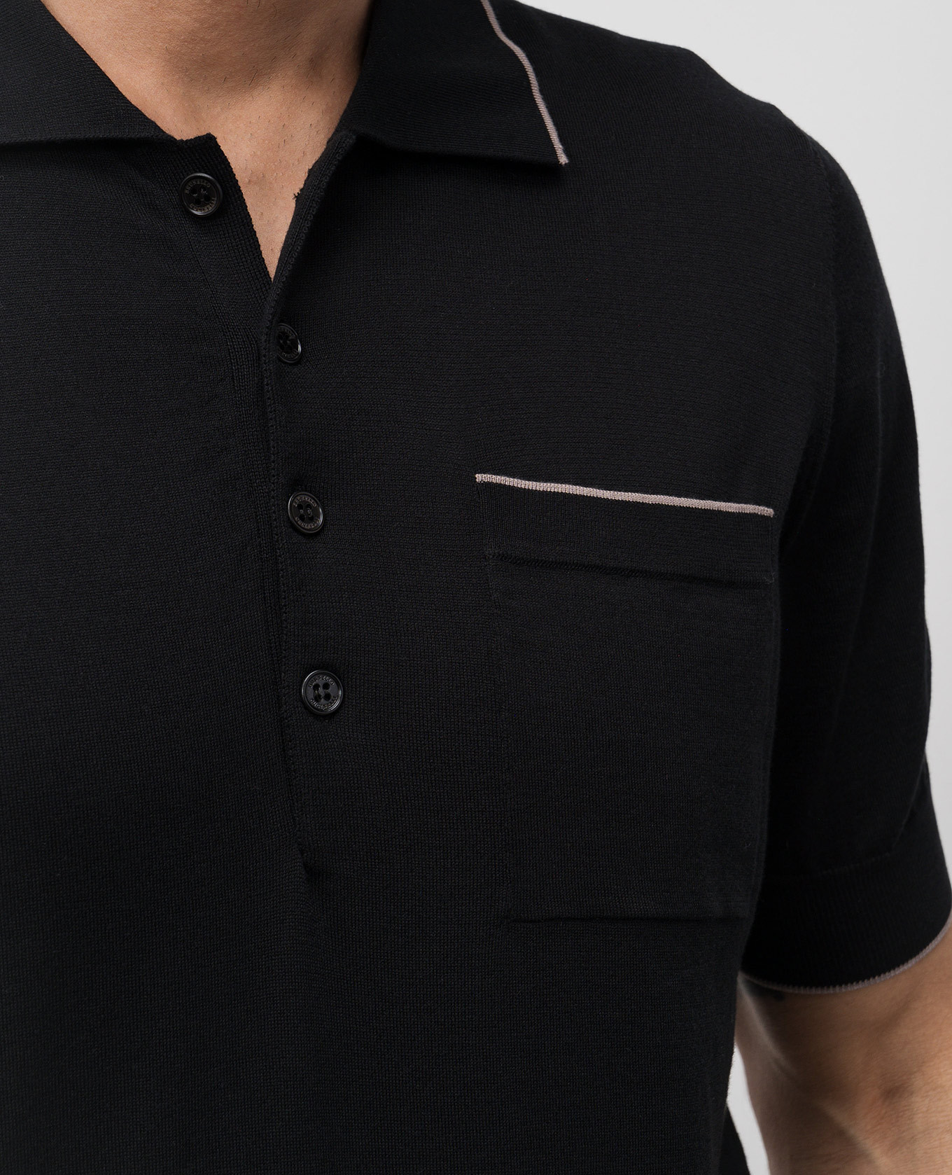 

Black polo with contrast piping Brunello Cucinelli