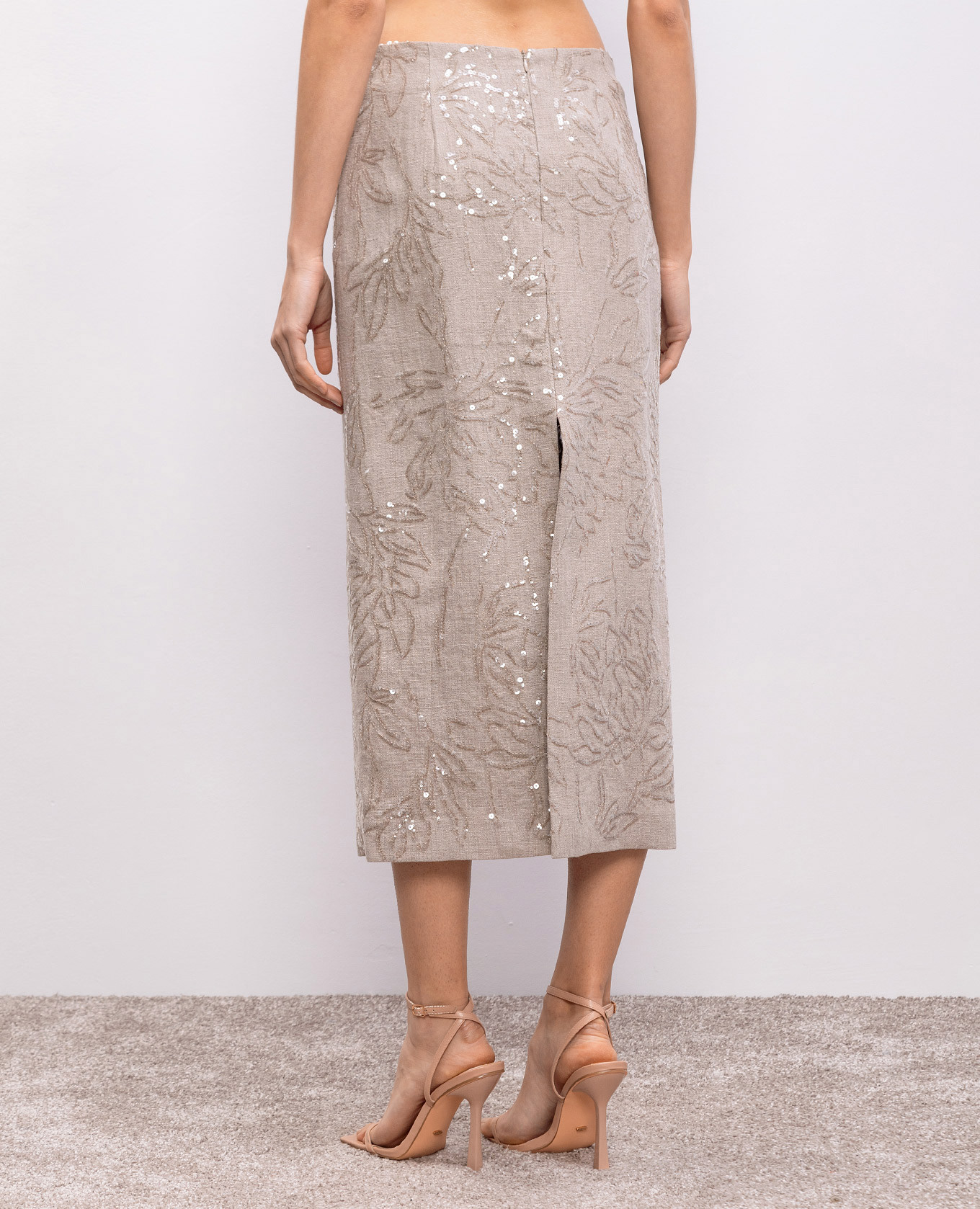 Beige linen midi skirt with sequins Brunello Cucinelli 4