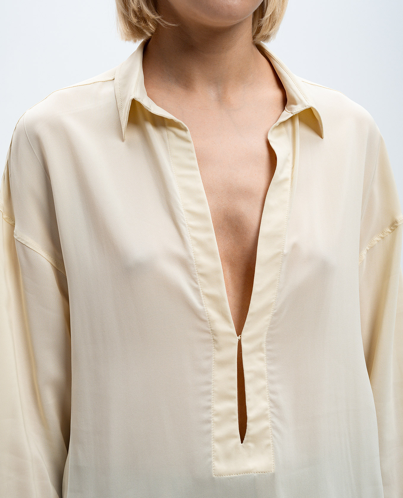

Yellow blouse Philosophy di Lorenzo Serafini