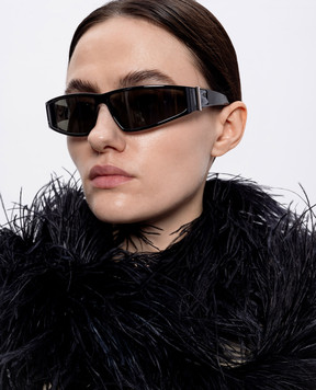 Alexander McQueen Black Y2k sunglasses with logo 821645J0752