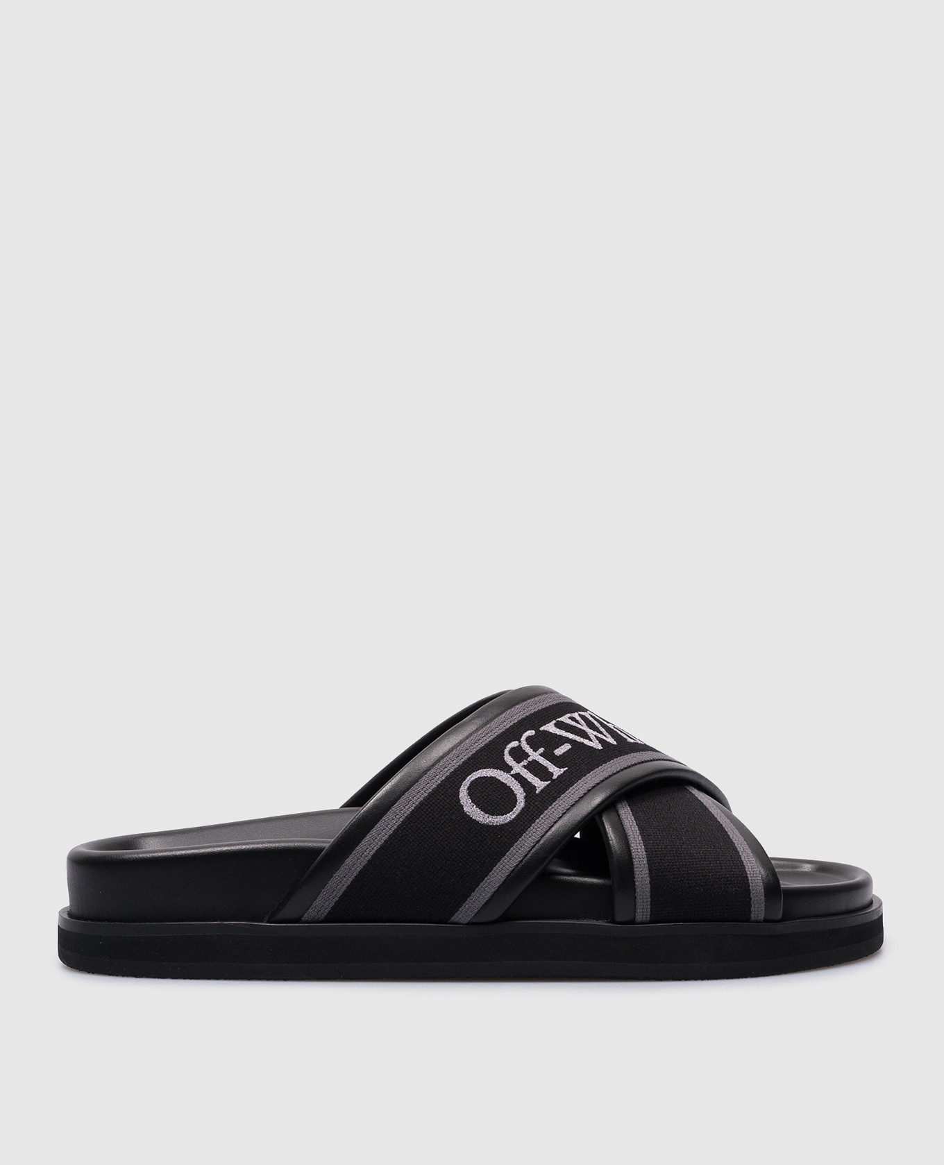 Criss logo flip flops in black leather off-white