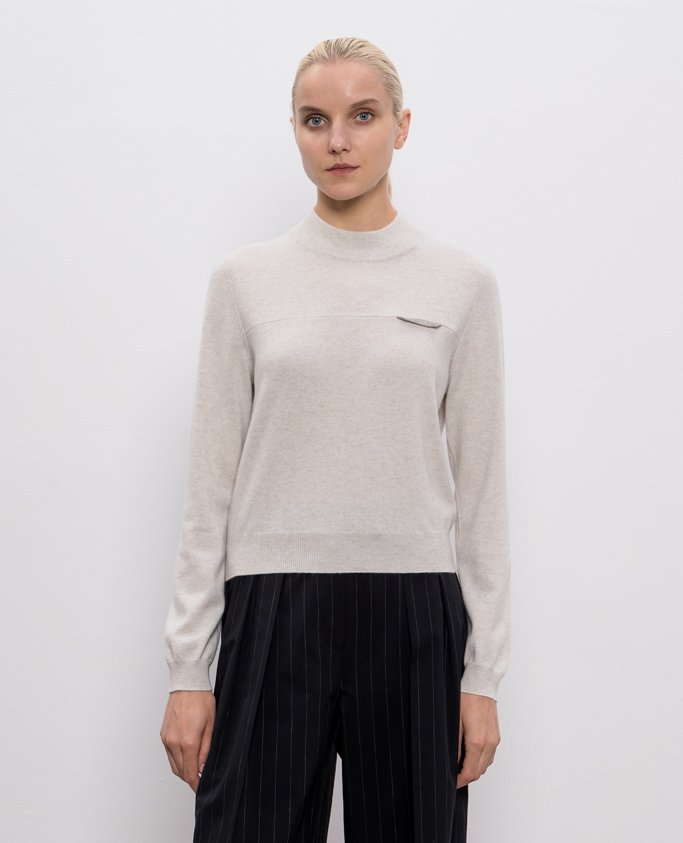 Beige cashmere jumper with monil chain Brunello Cucinelli 3