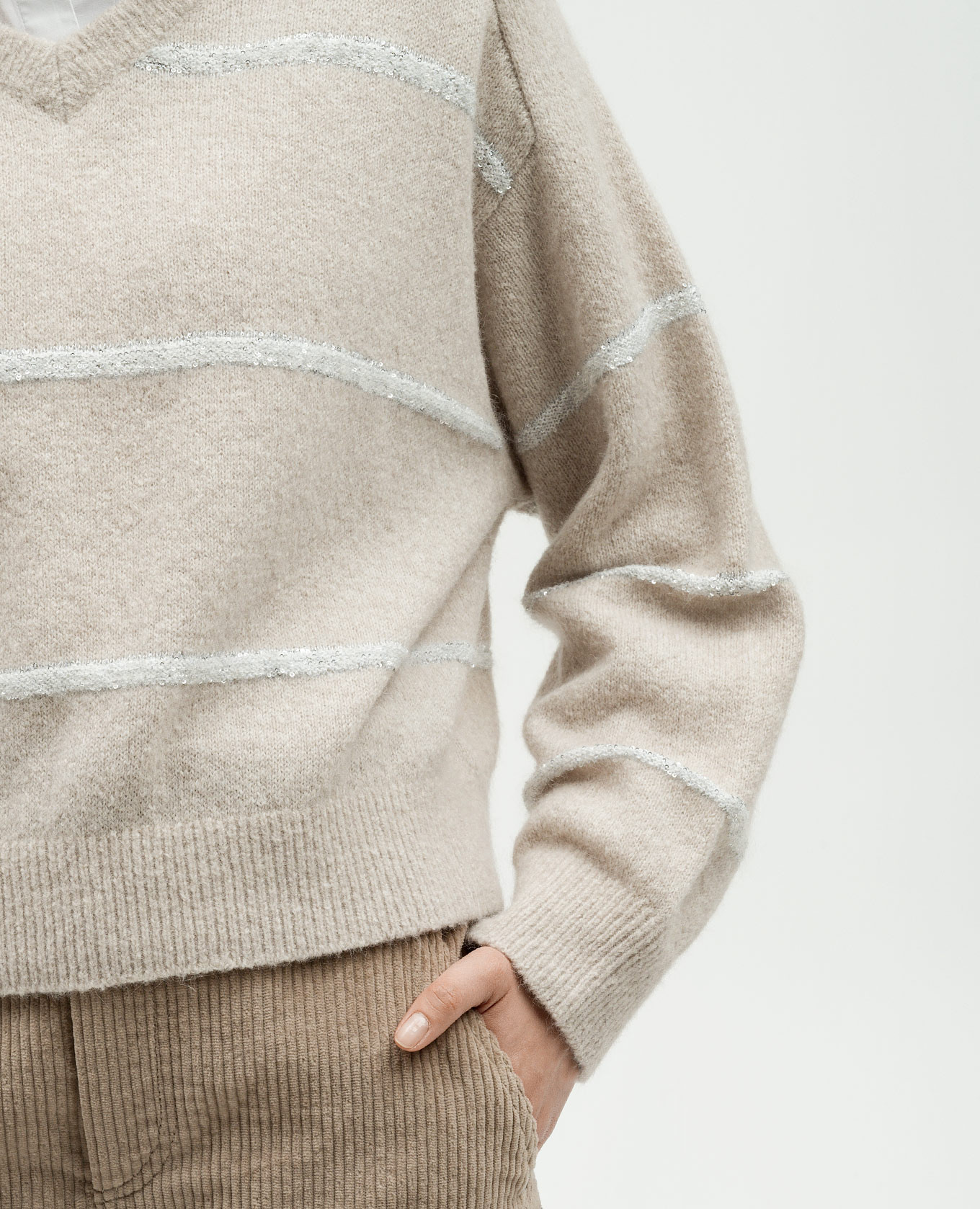 Beige pullover with wool and sequins Brunello Cucinelli 5