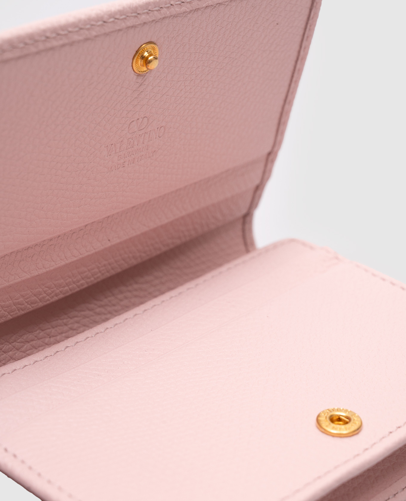 Pink leather wallet with VLogo emblem Valentino 4