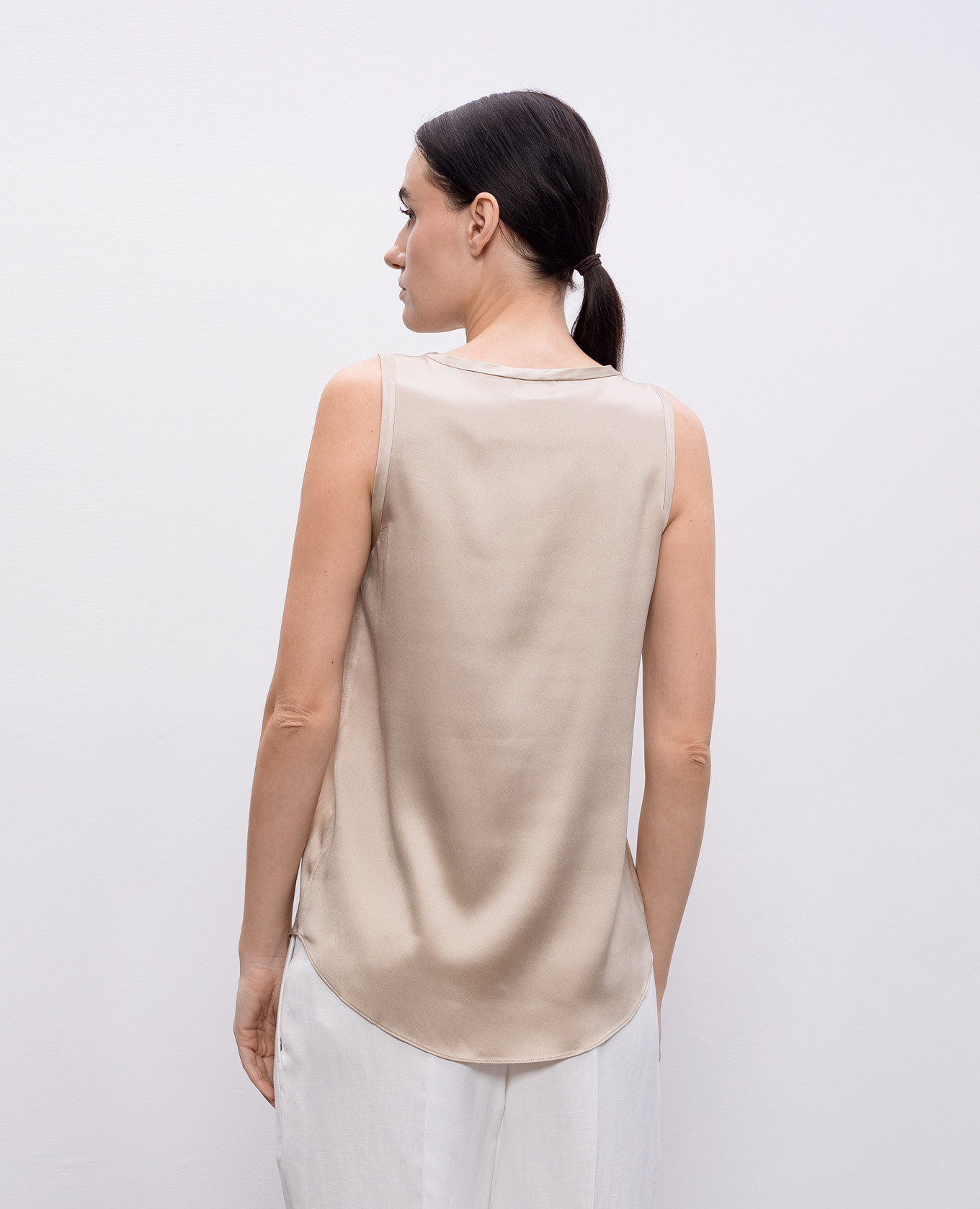 Beige silk top Brunello Cucinelli 4