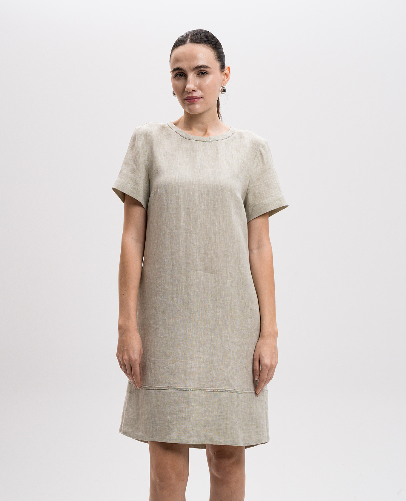 Green linen dress with monil chain Peserico 3