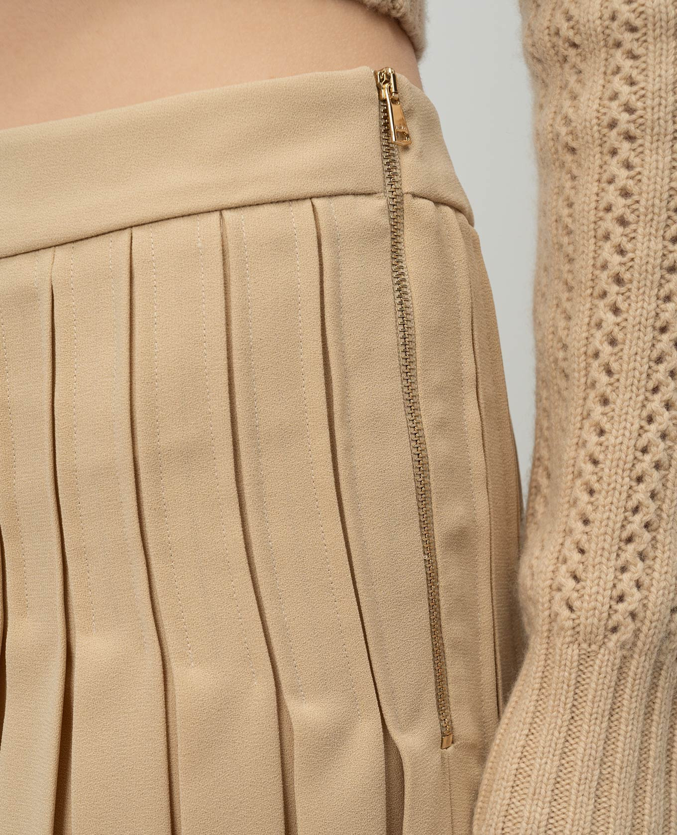 Beige pleated skirt LUISA Max Mara 5