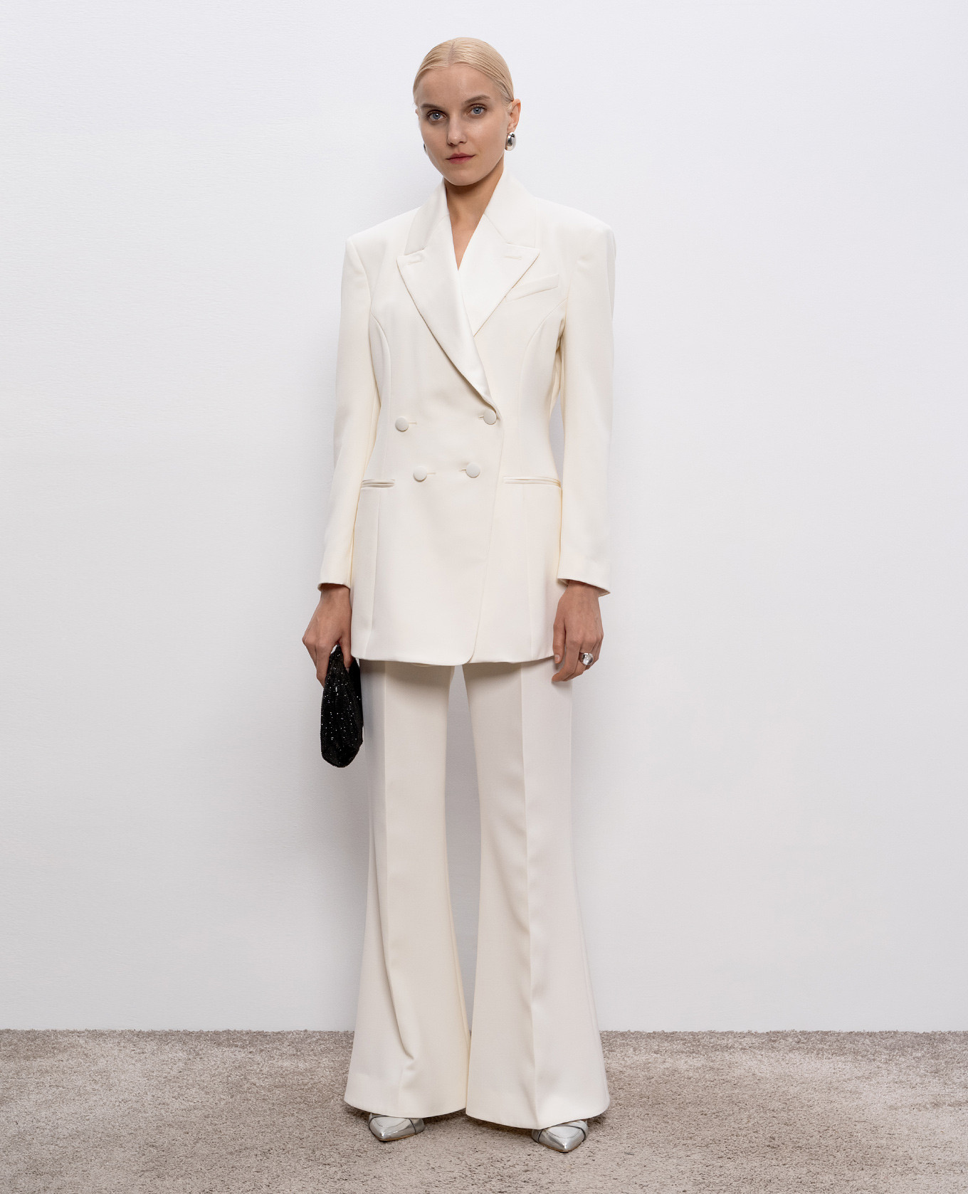 Beige double-breasted wool jacket with accent shoulders Givenchy 2