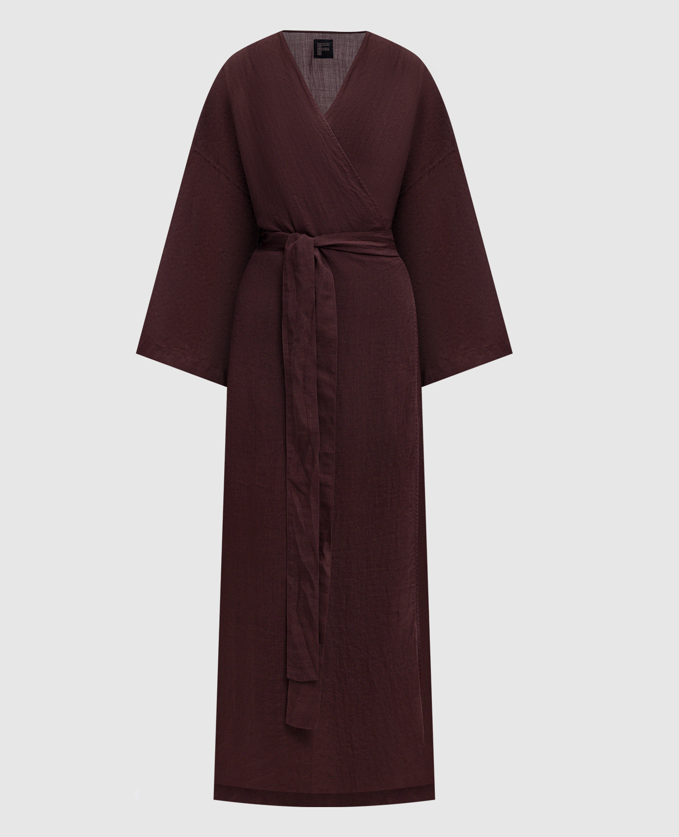 

Brown kimono with a frame Fisico
