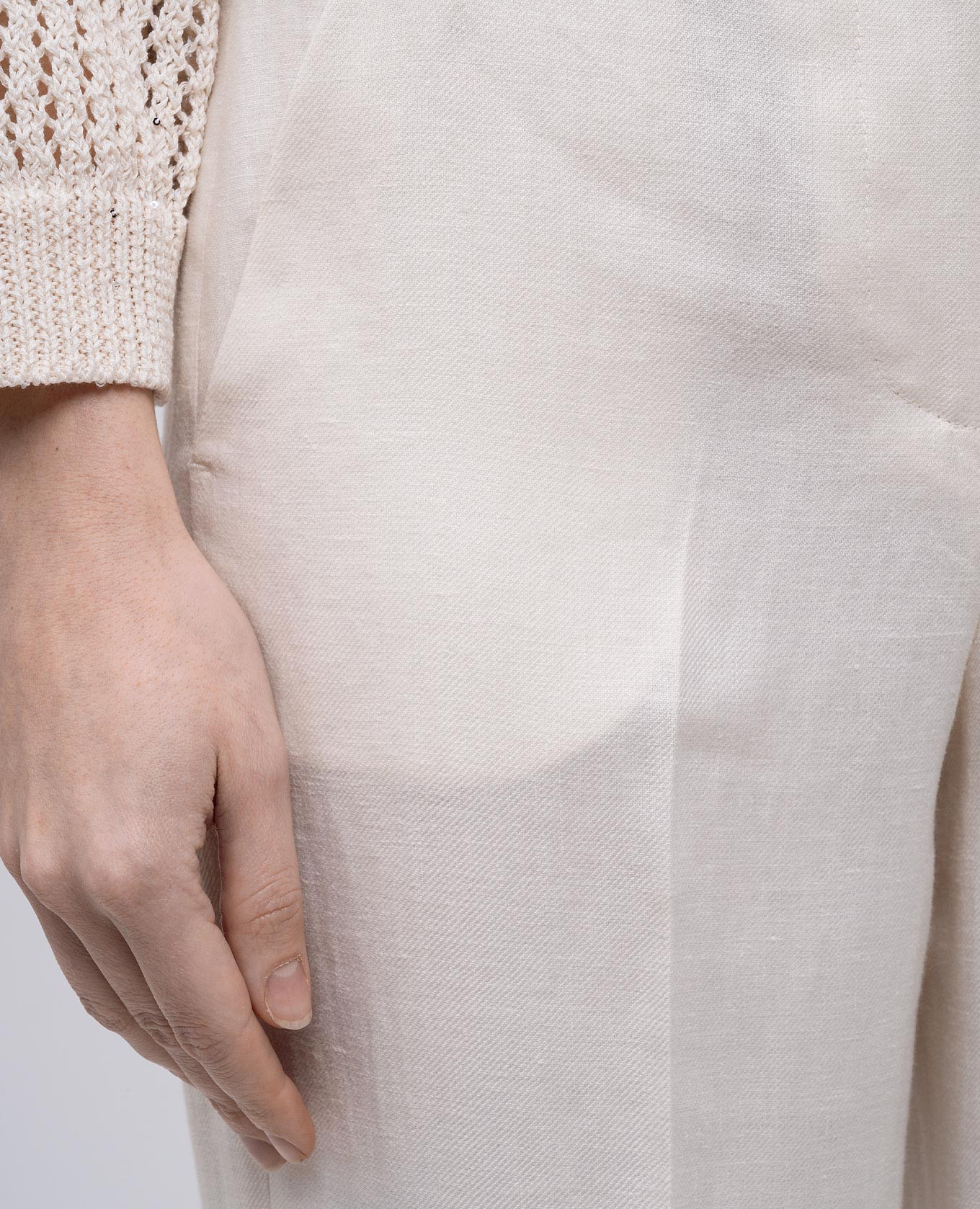Beige linen trousers with lapels Peserico 5