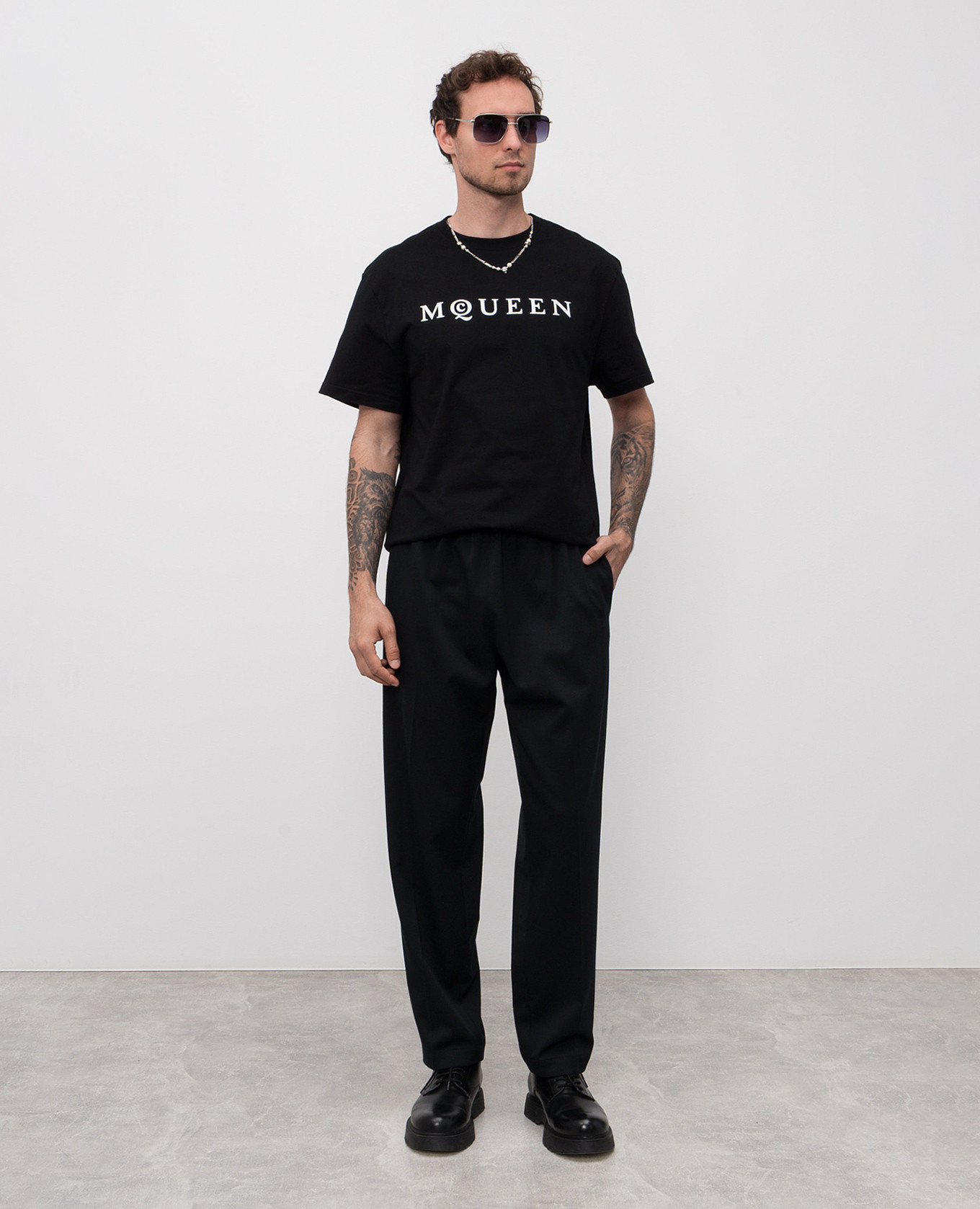 

Black T-shirt with textured logo Alexander McQueen