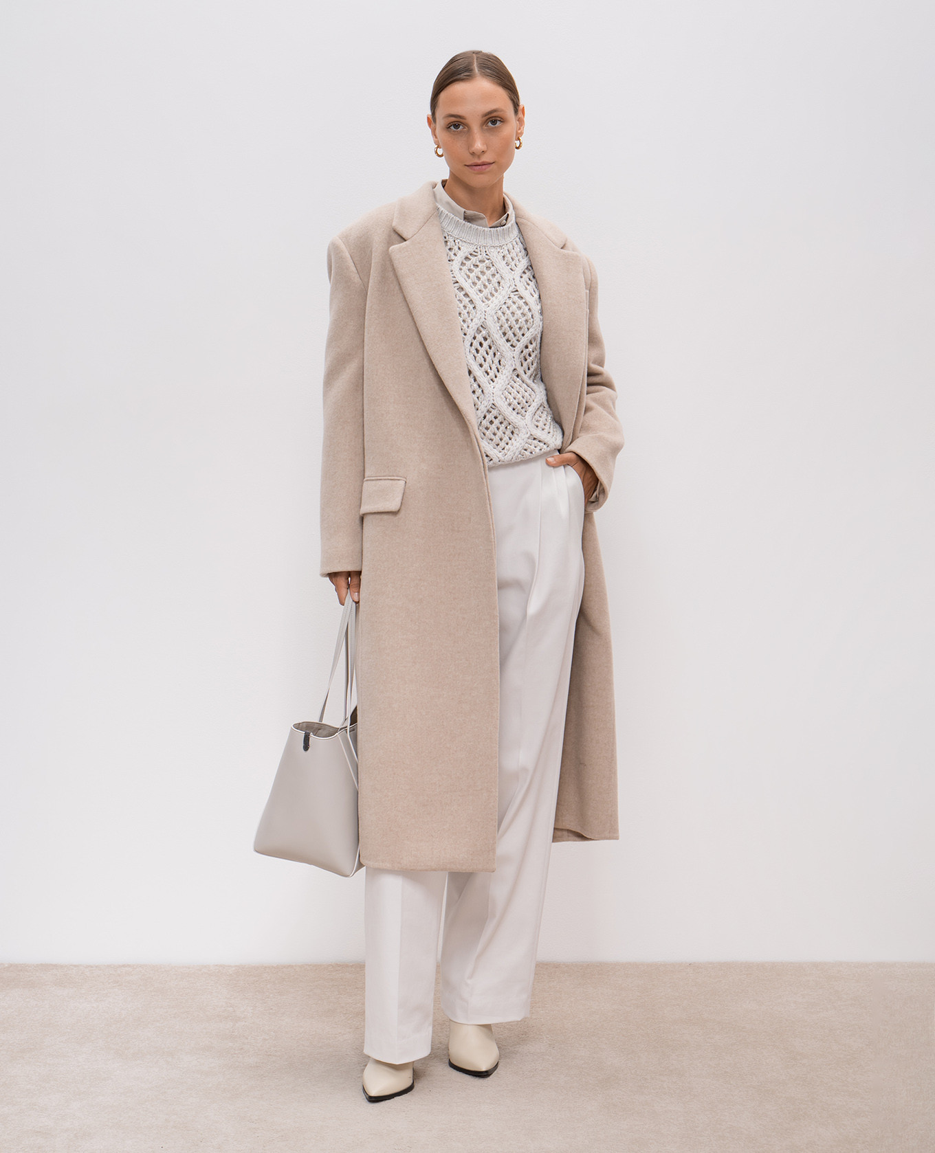 

Gray openwork cashmere sweater with sequins Brunello Cucinelli, Grey