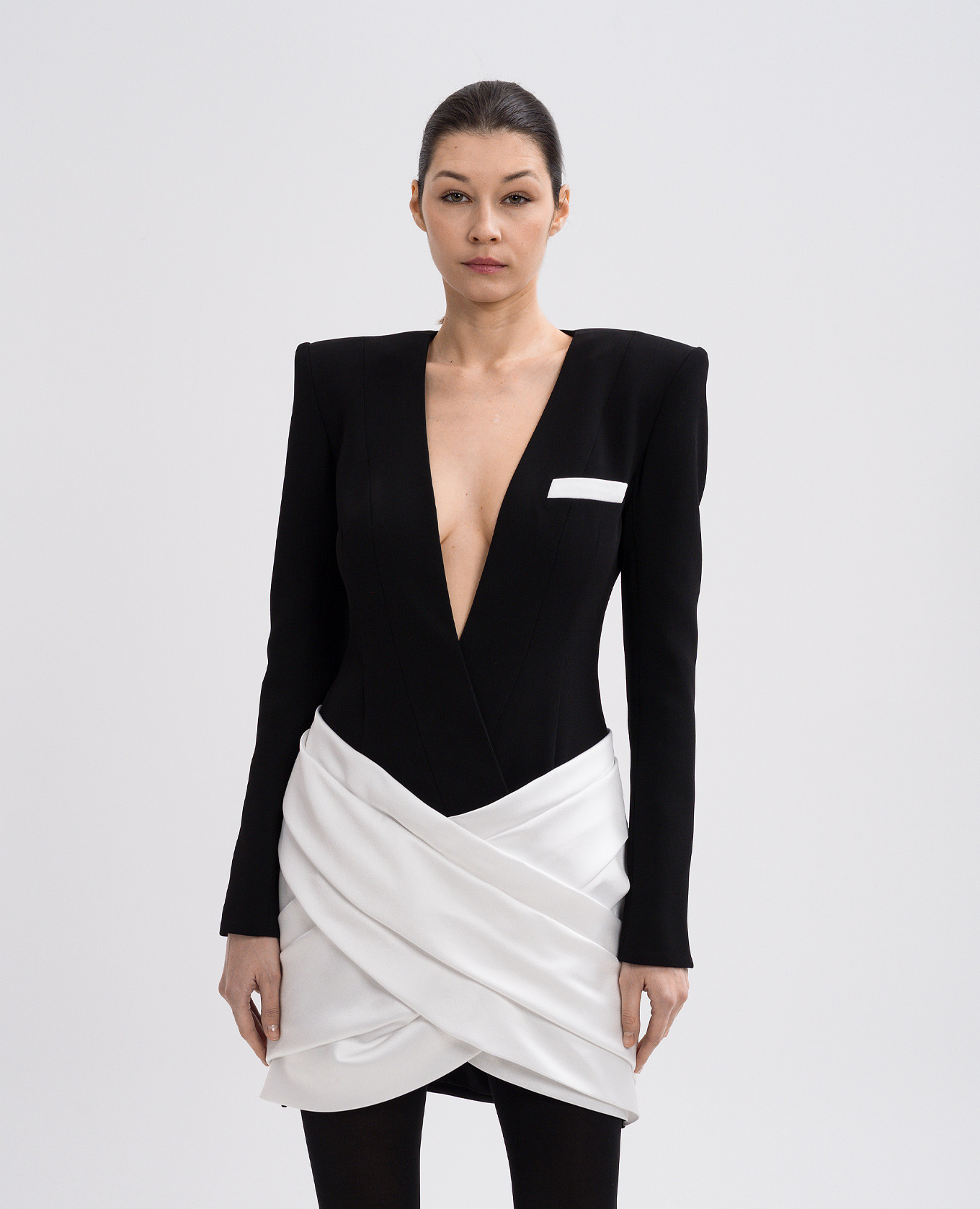 Black mini sheath dress Balmain 3