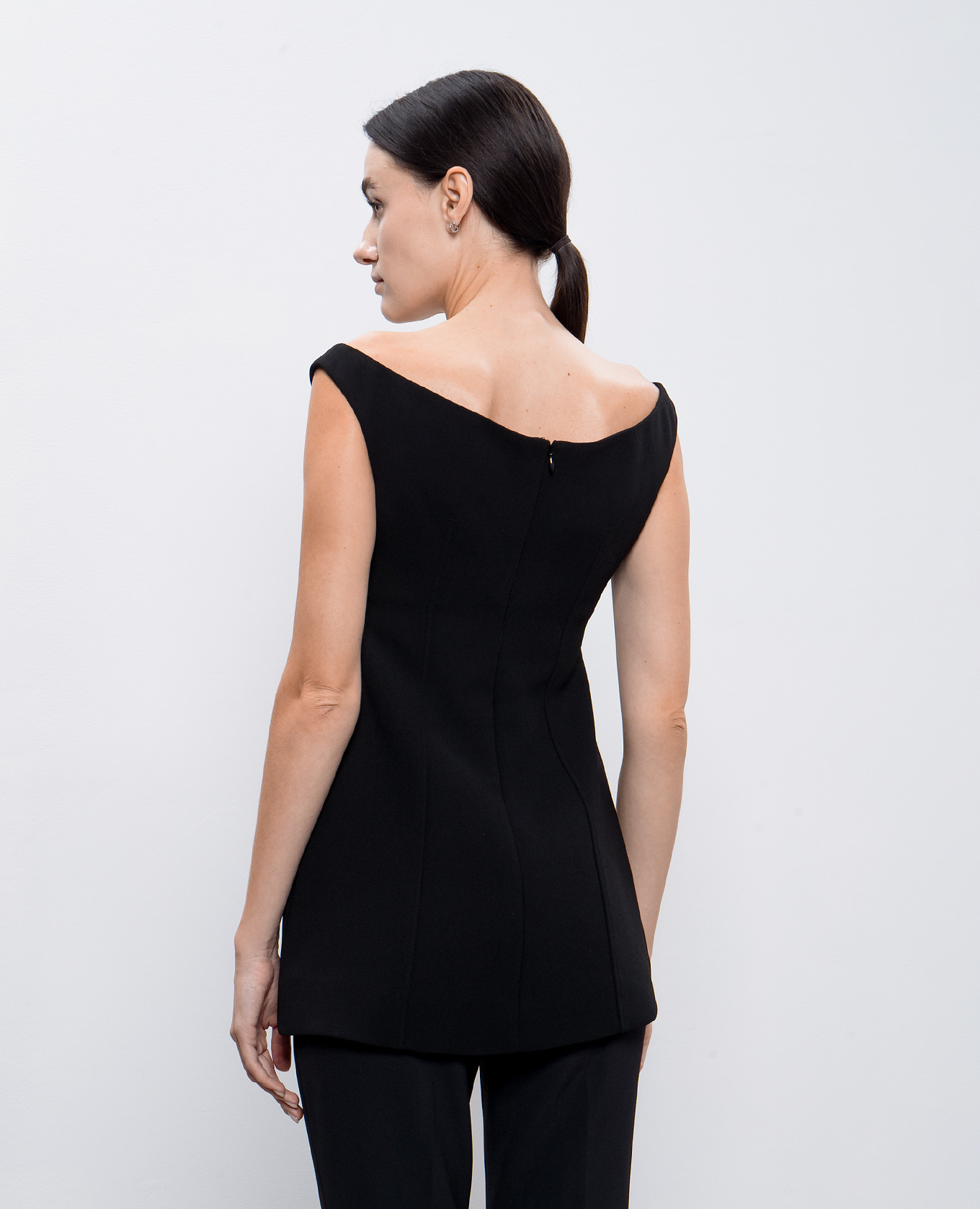 Black top Toteme 4