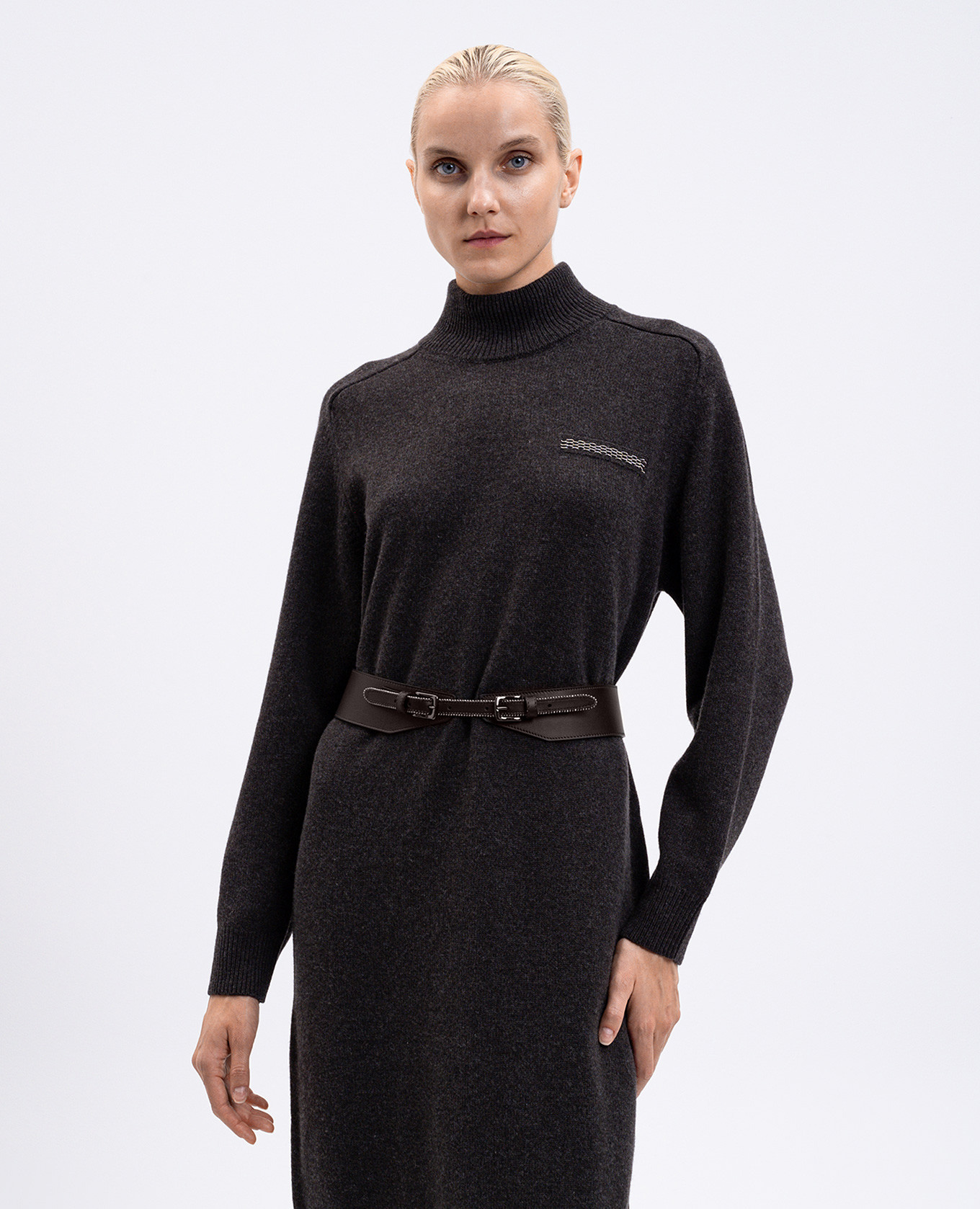 

Brown leather belt with monil chain Peserico