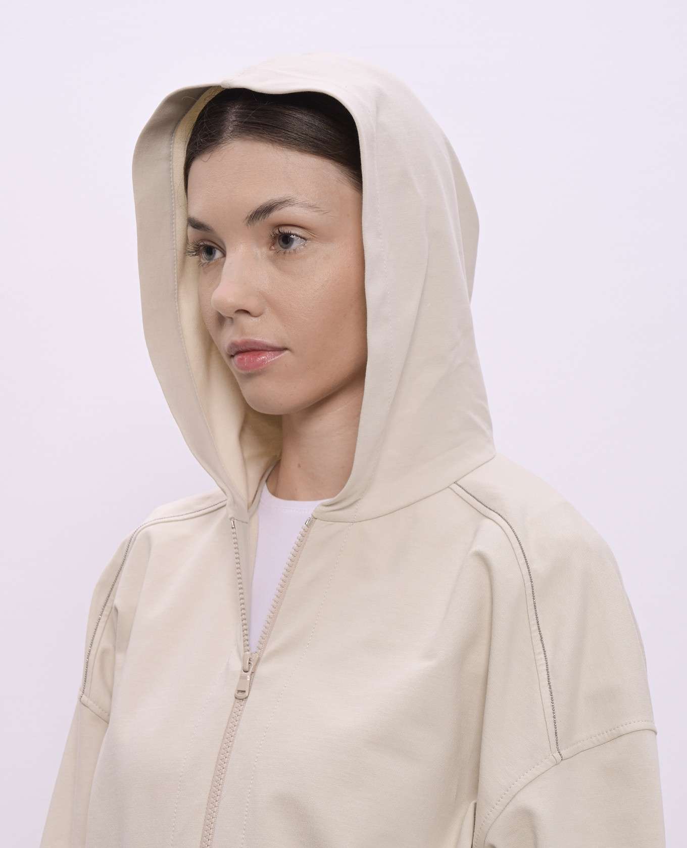 Beige sports jacket with monil chain Brunello Cucinelli 5