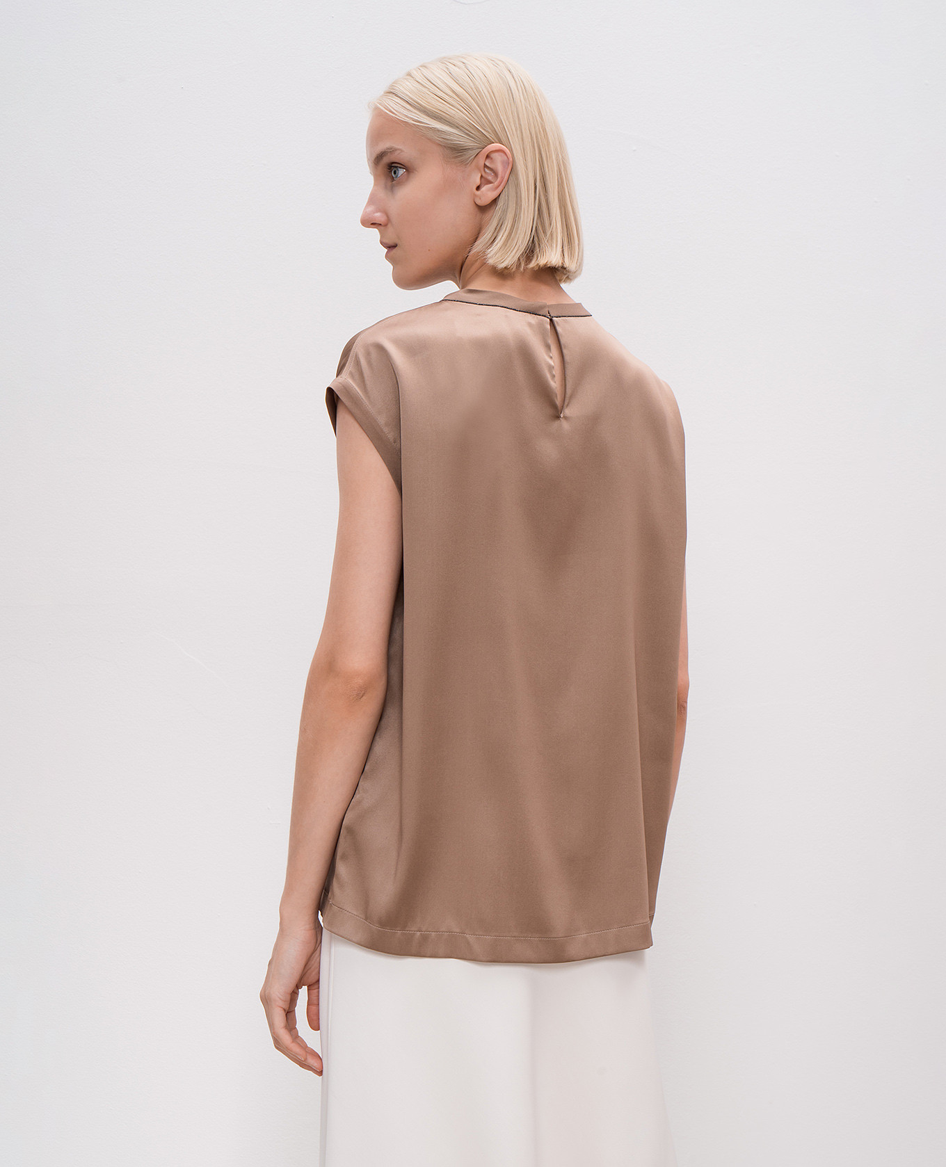Brown silk top with monil chain Brunello Cucinelli 4