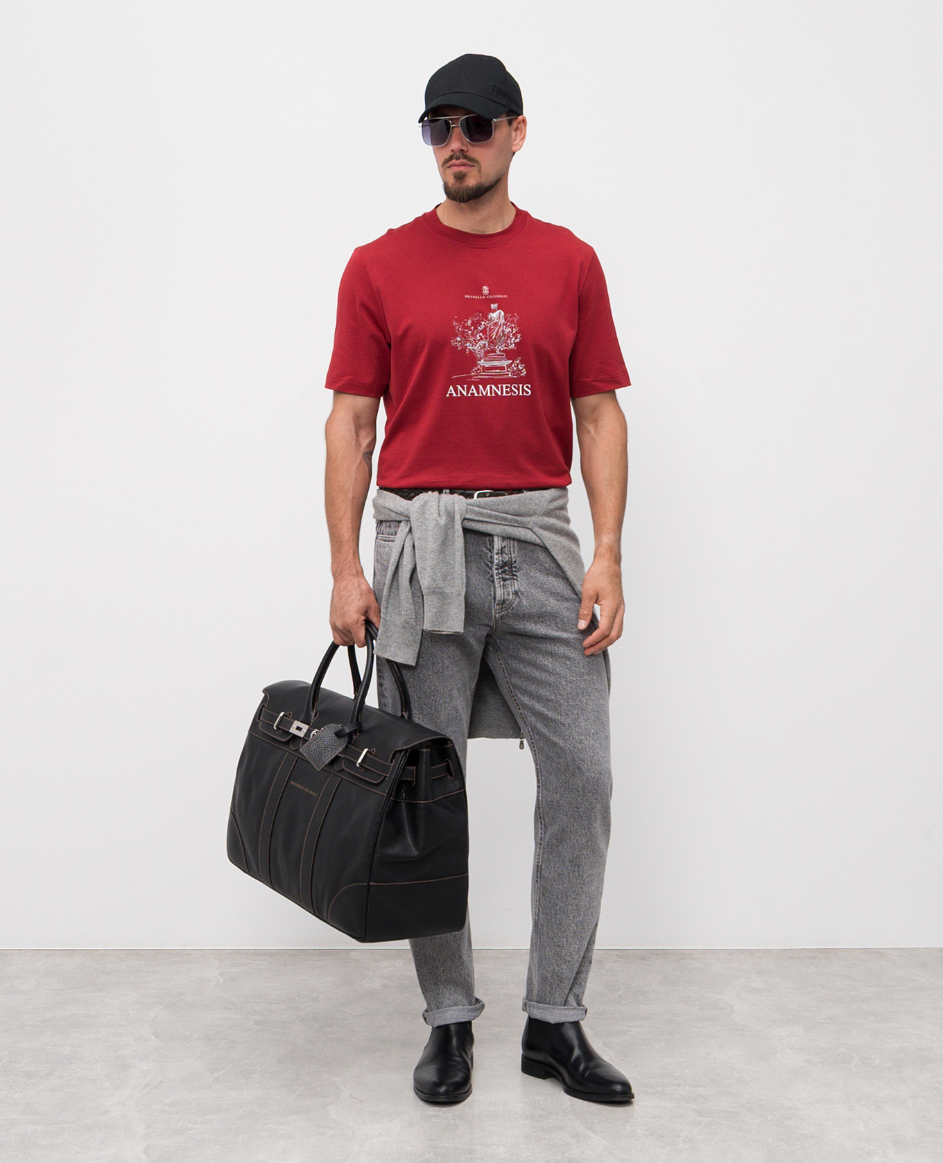 

Red T-shirt with Anamnesis print Brunello Cucinelli