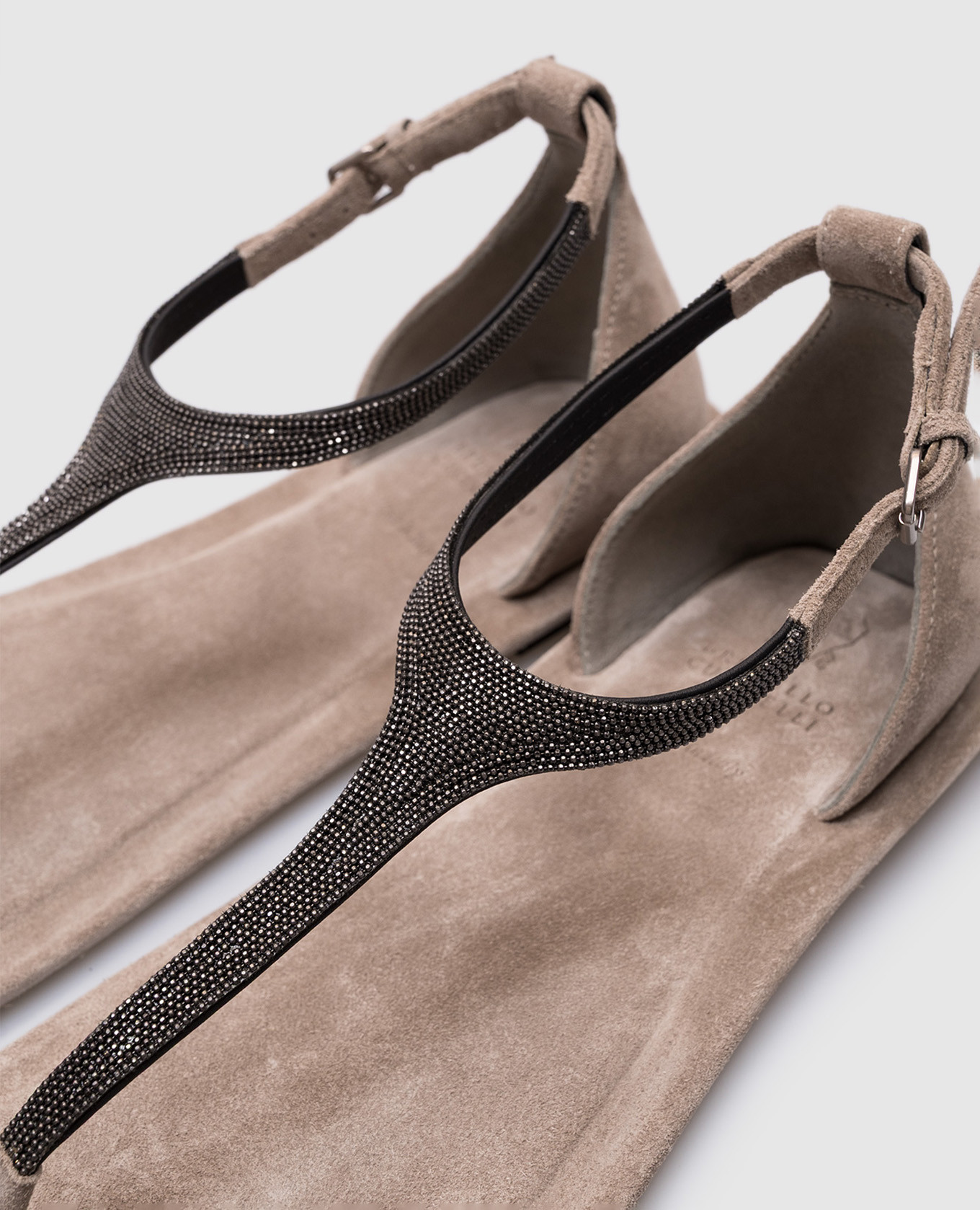 

Gray suede sandals with monil chain Brunello Cucinelli, Grey