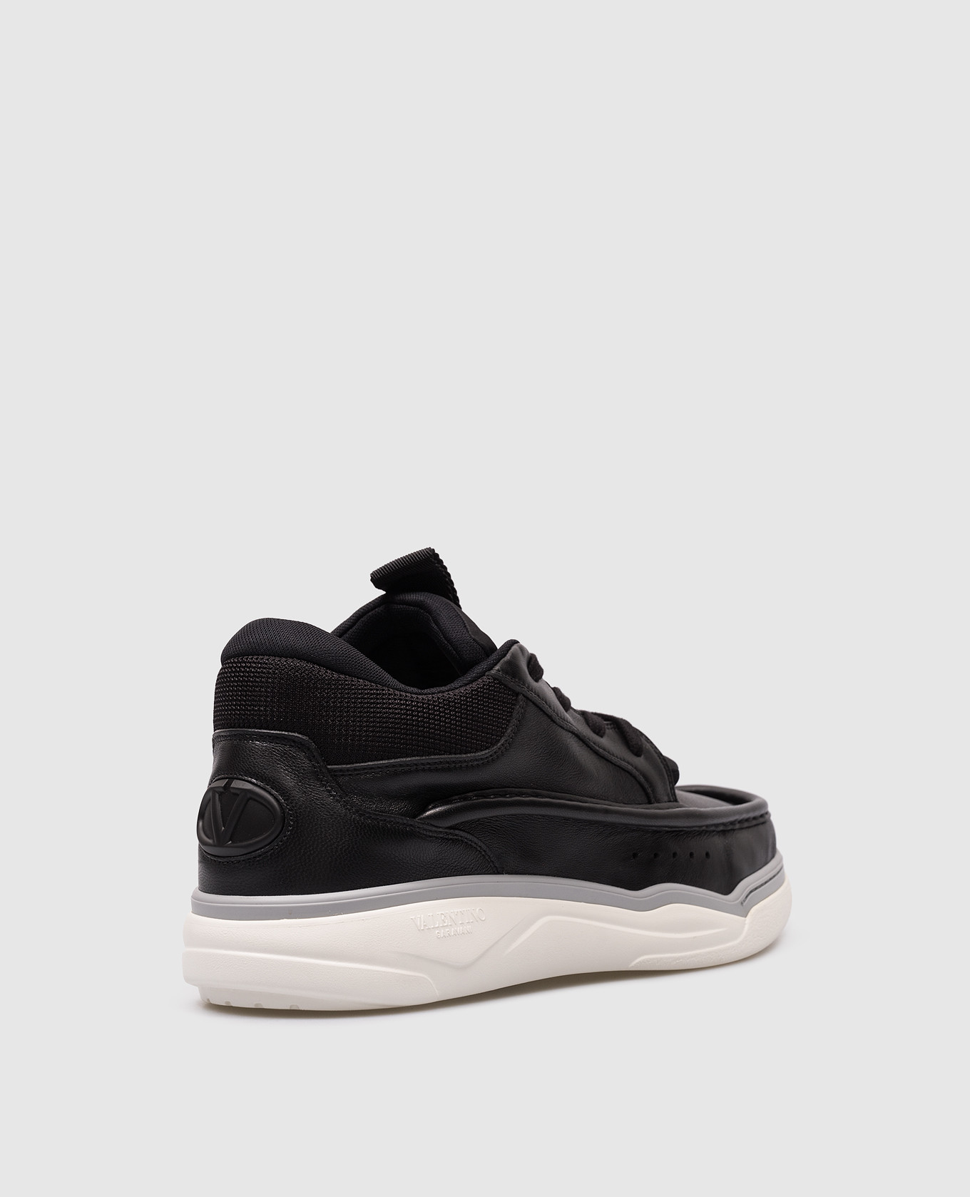 

Black leather Runboot sneakers with logo Valentino