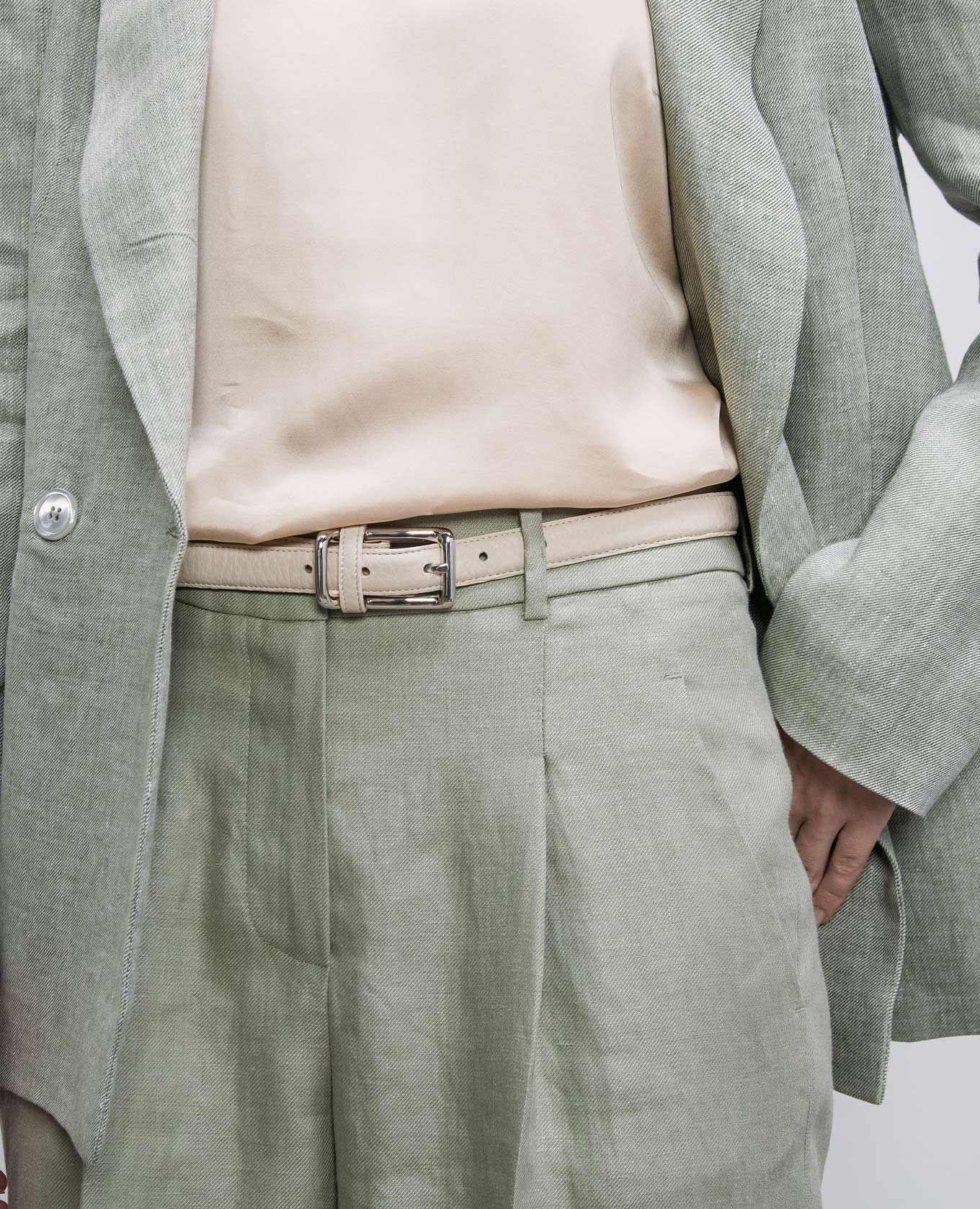 

Beige leather belt Peserico