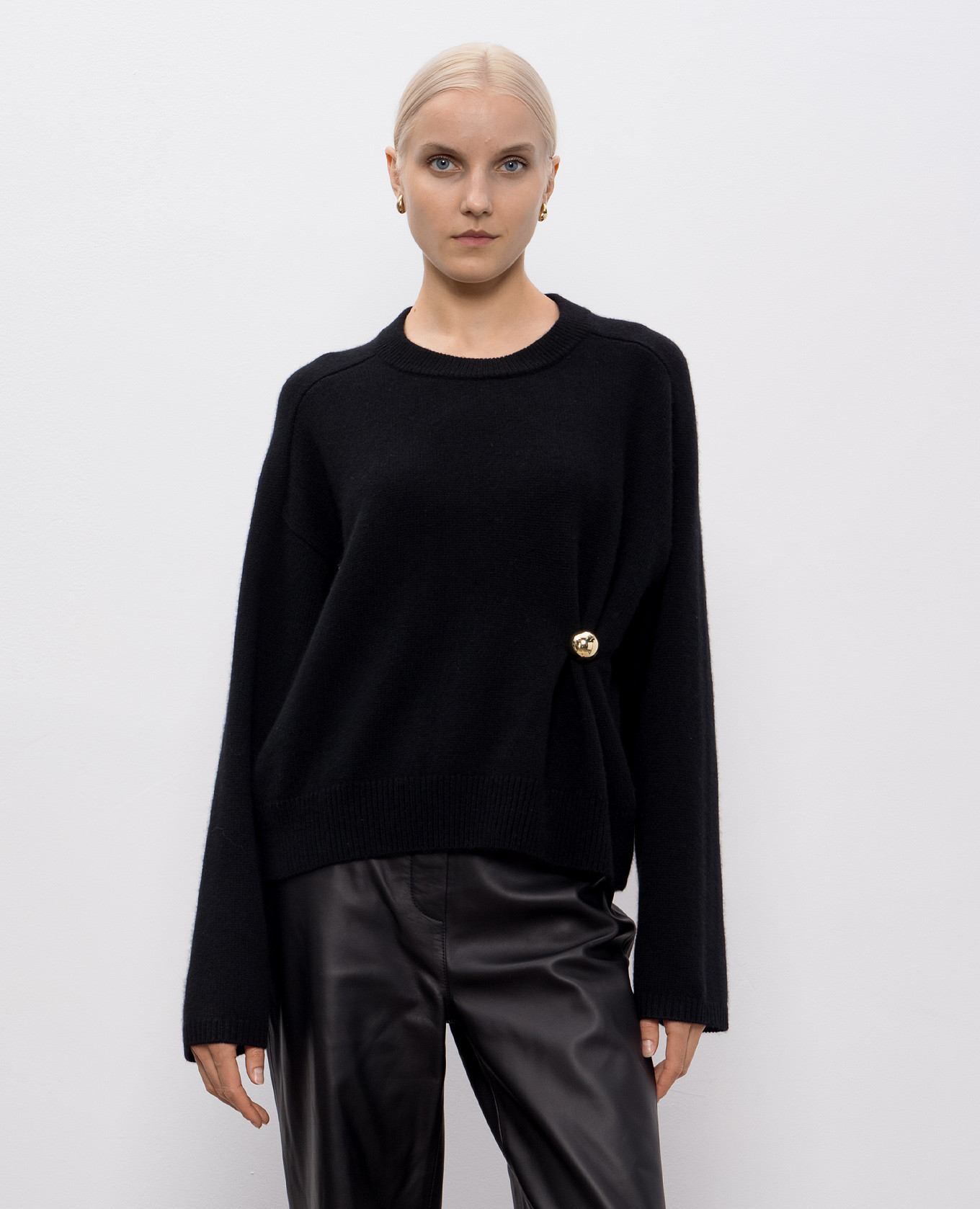 

Black cashmere sweater BILL Loulou de Saison