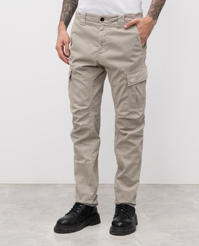 C.P. Company Khaki cargo with logo patch MPA732A005529G