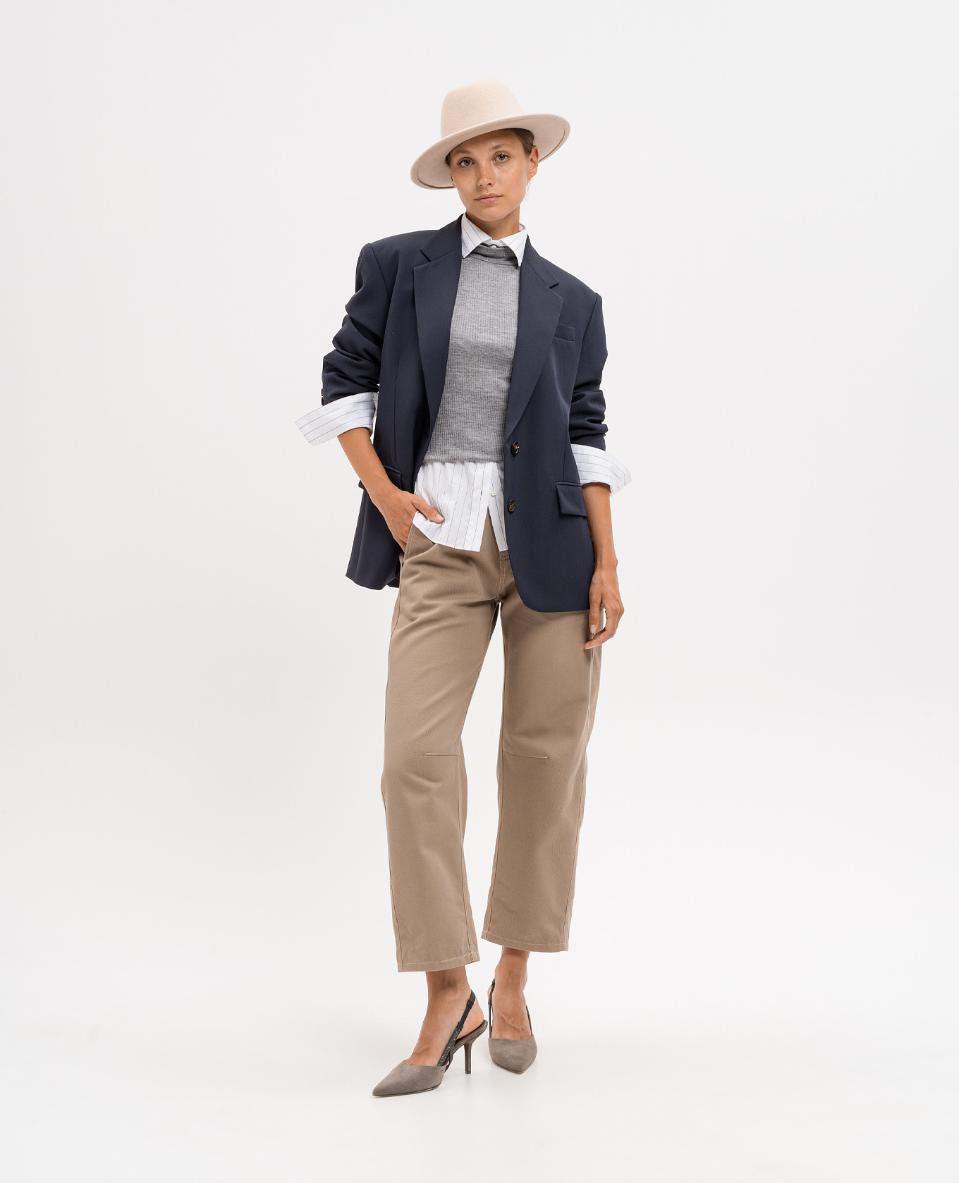 Gray wool top with monil chain Brunello Cucinelli 2