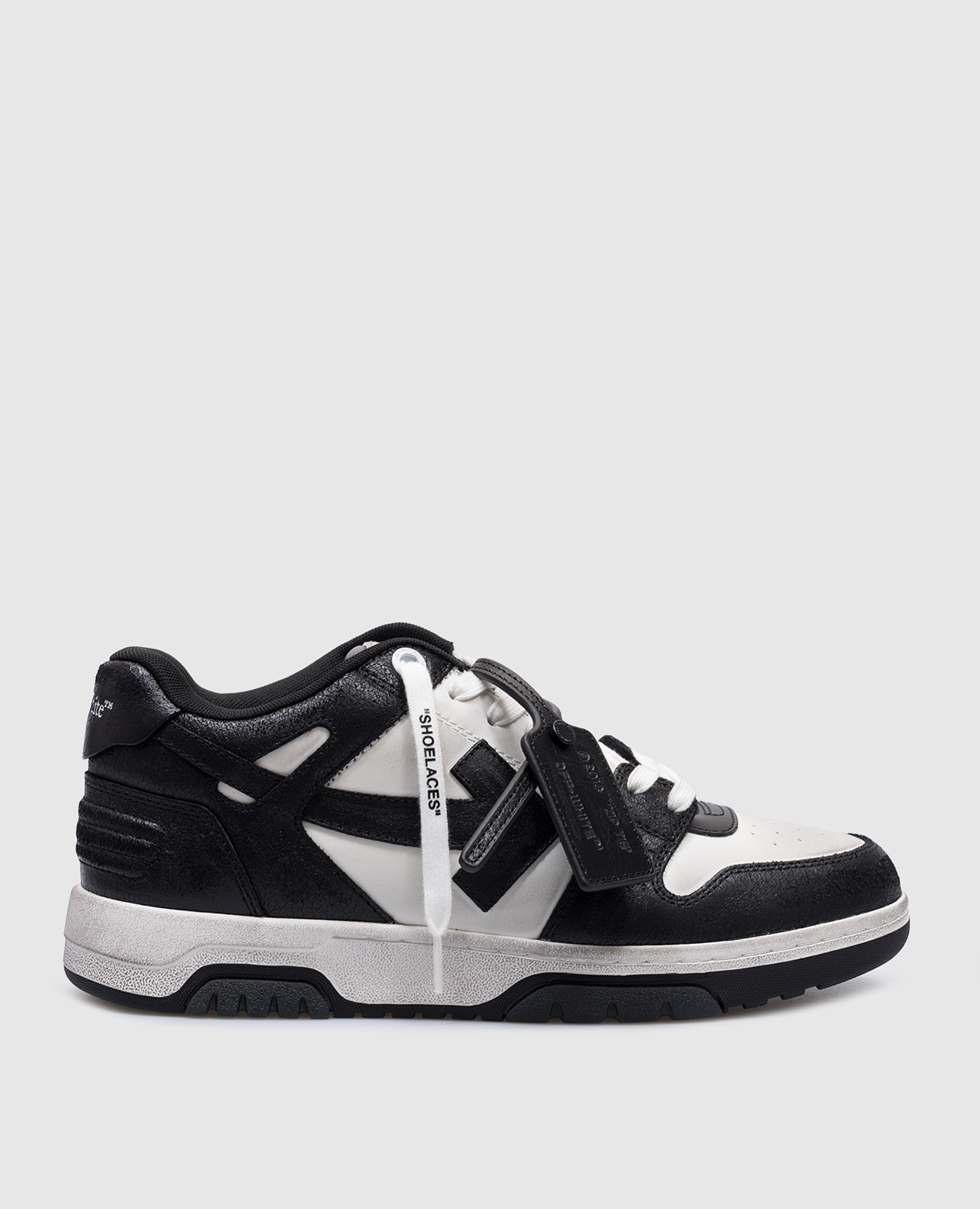 Out of office vintage black leather sneakers off-white