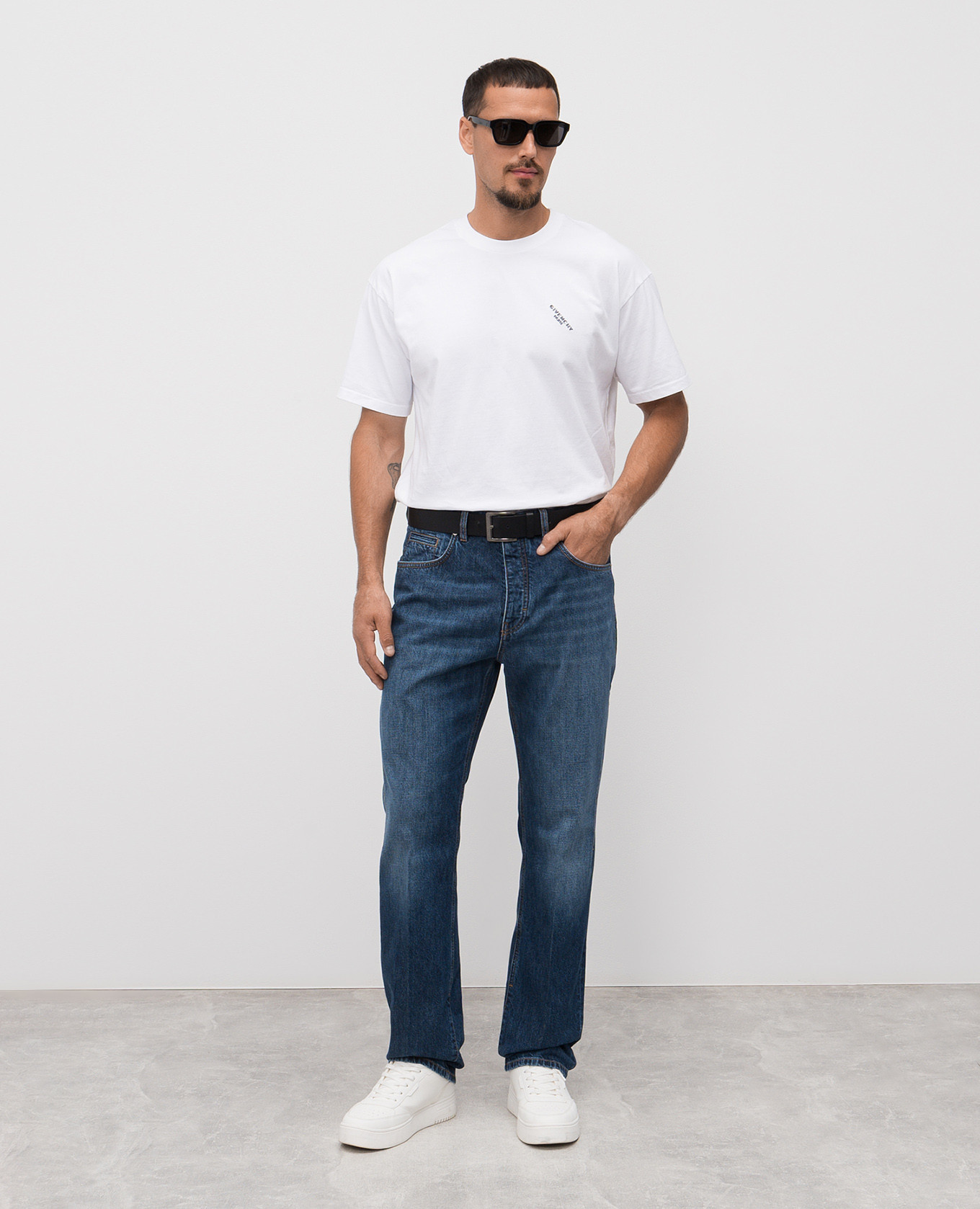 Blue jeans with logo patch Givenchy 2
