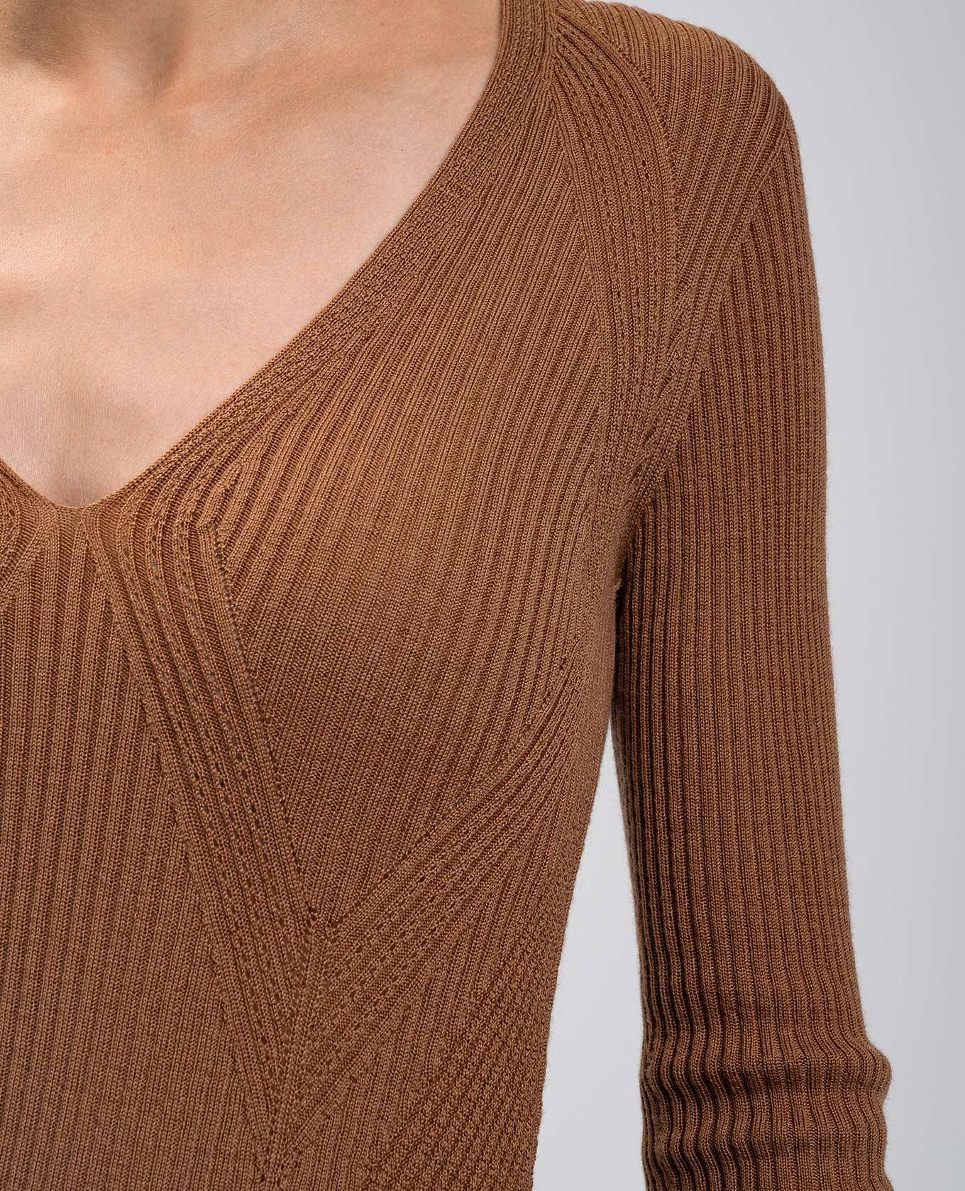 Brown wool pullover Twinset 5