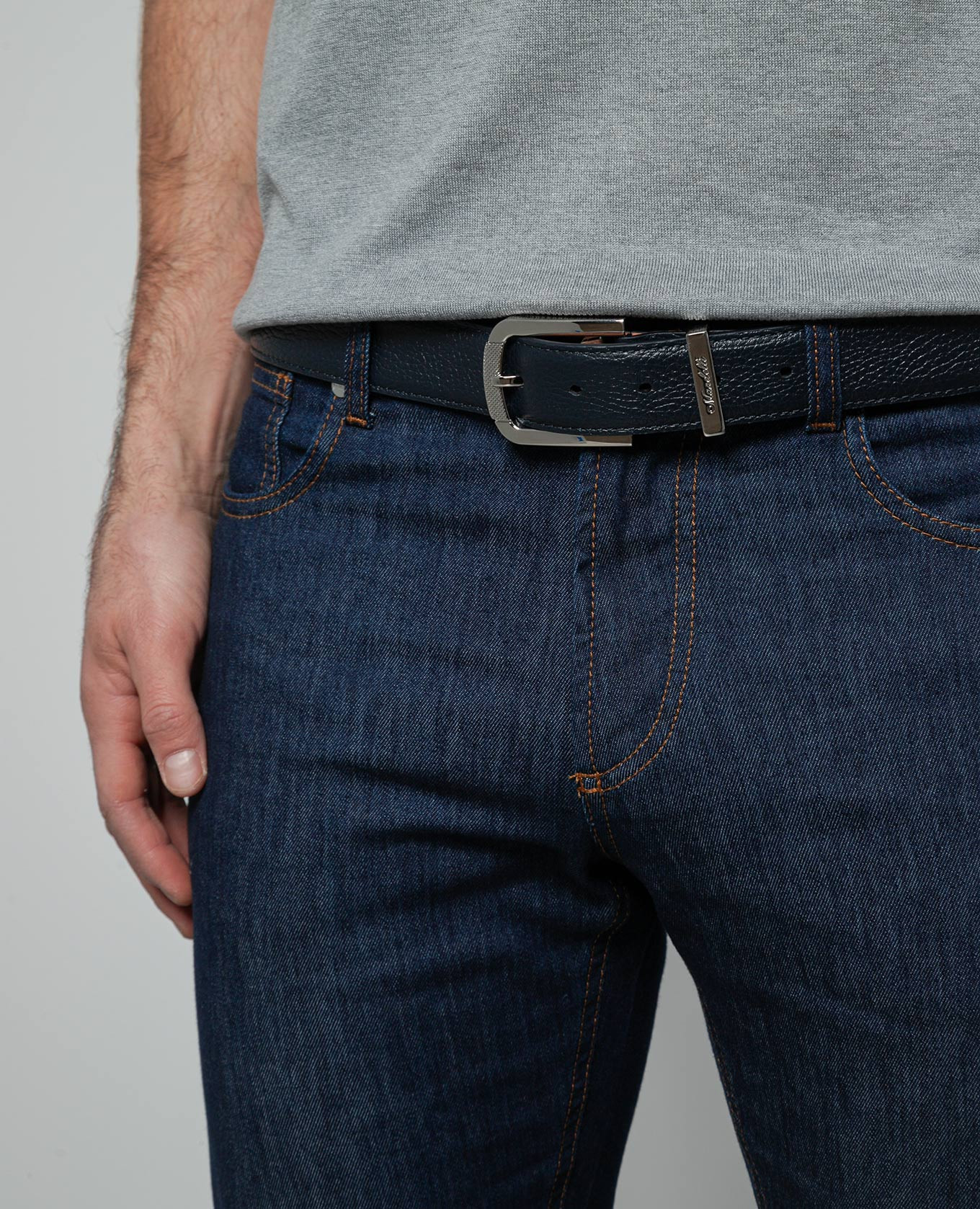 

Blue leather strap with logo Enrico Mandelli