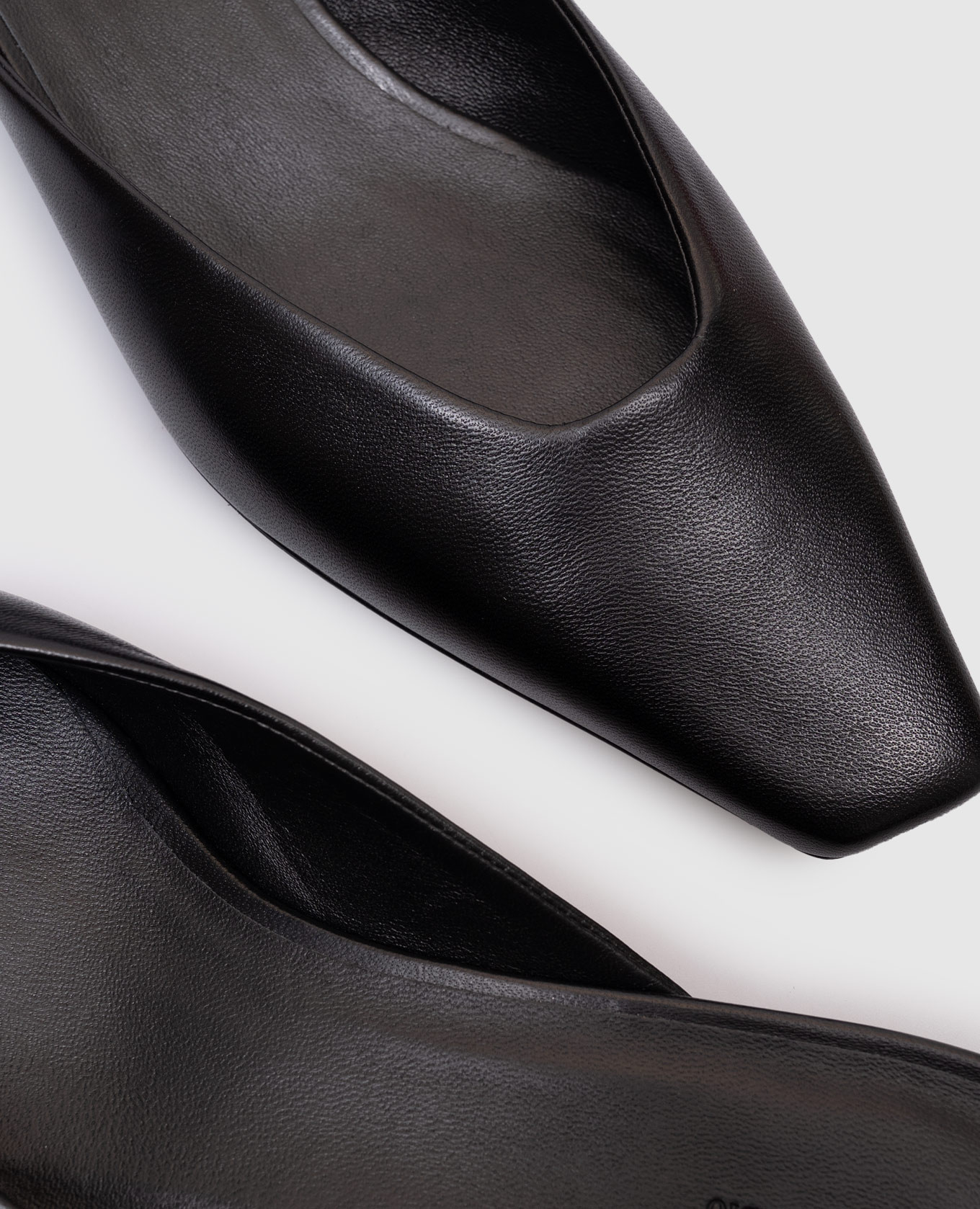 

Black leather mules LIZ Lou Lou Studio