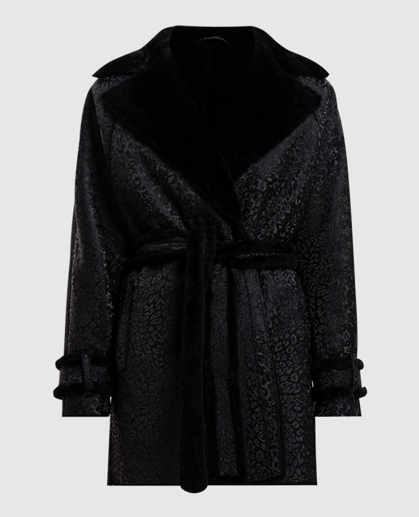 Black coat rindi