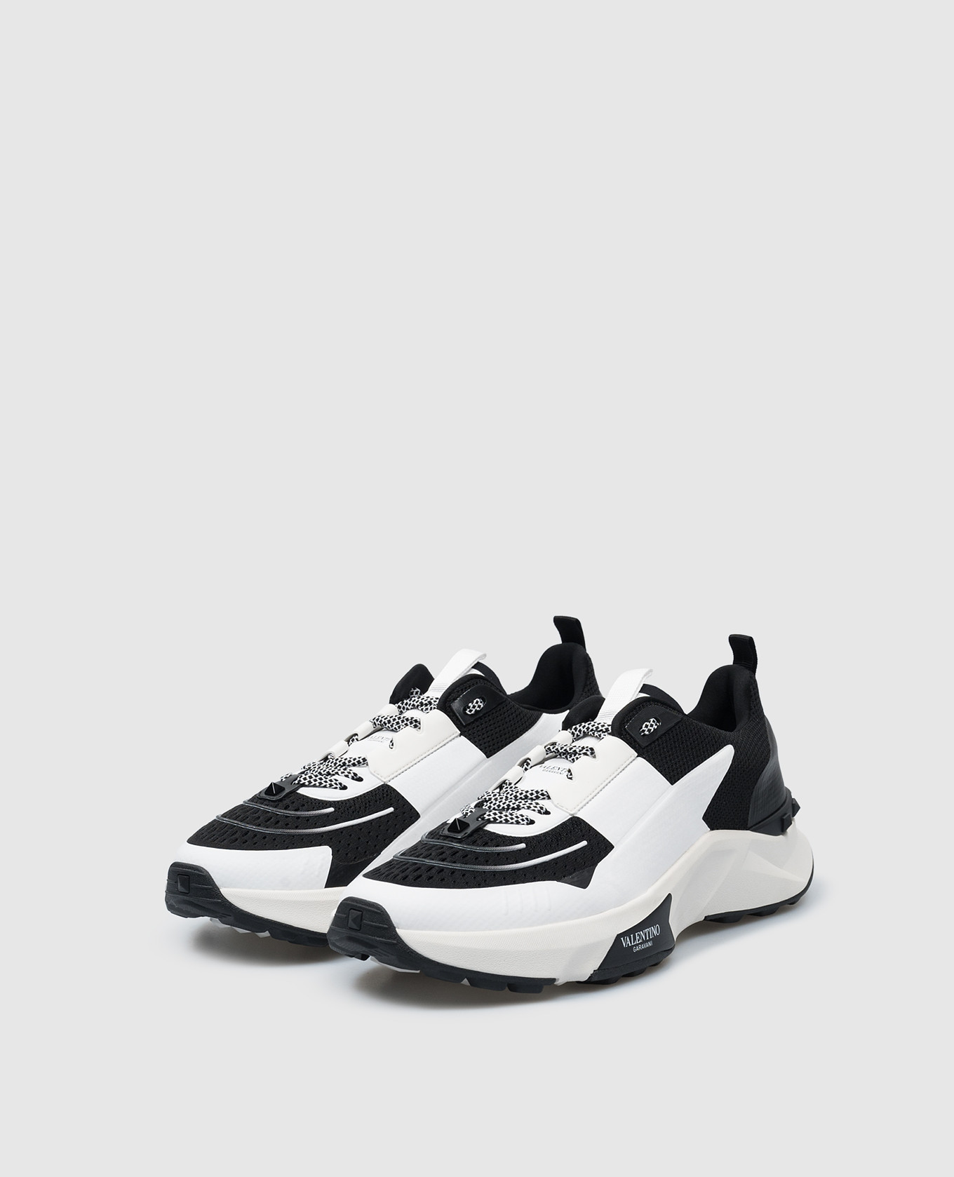 

True Act sneakers with logo Valentino, White