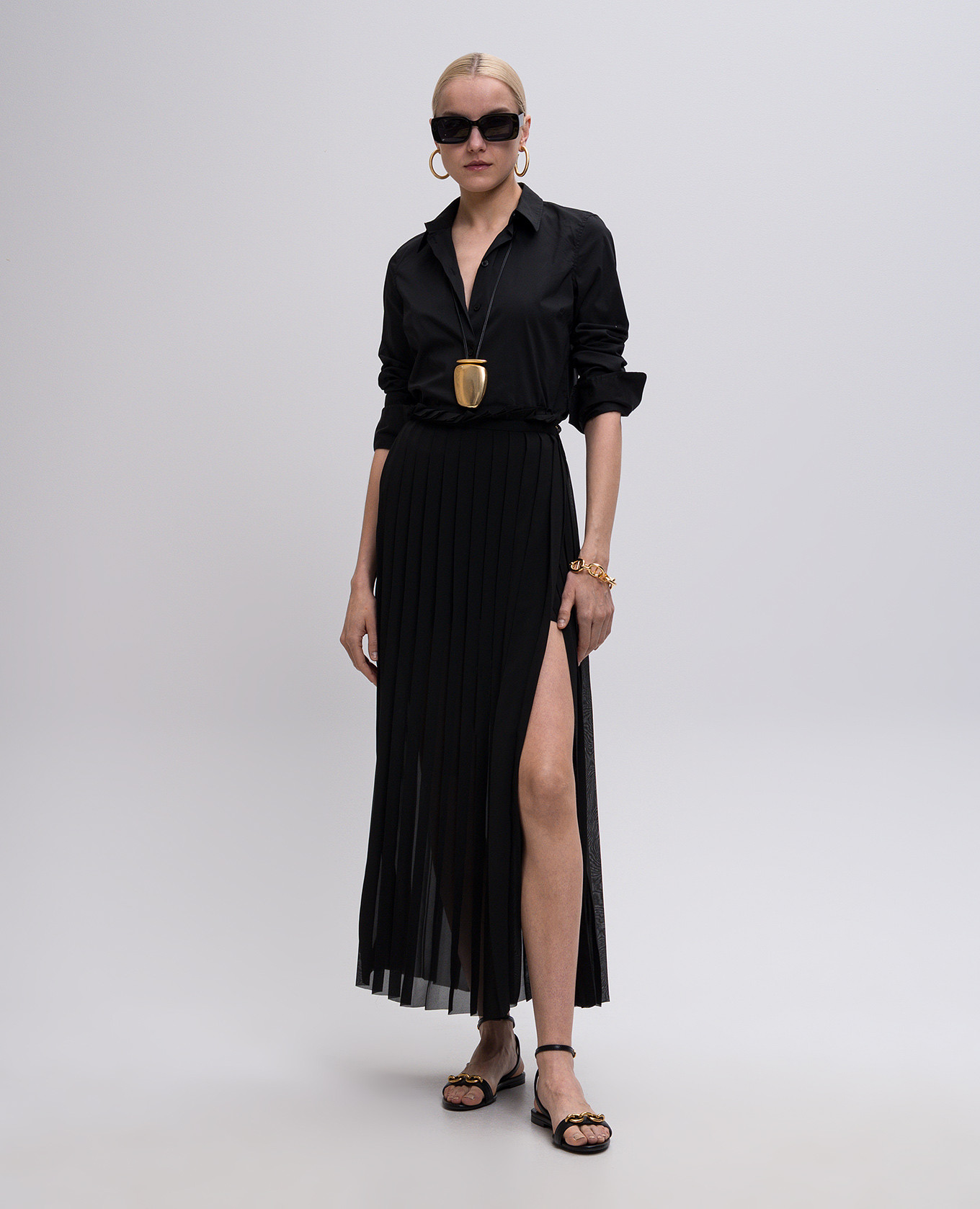 Black pleated skirt with a smell Ami Paris 2