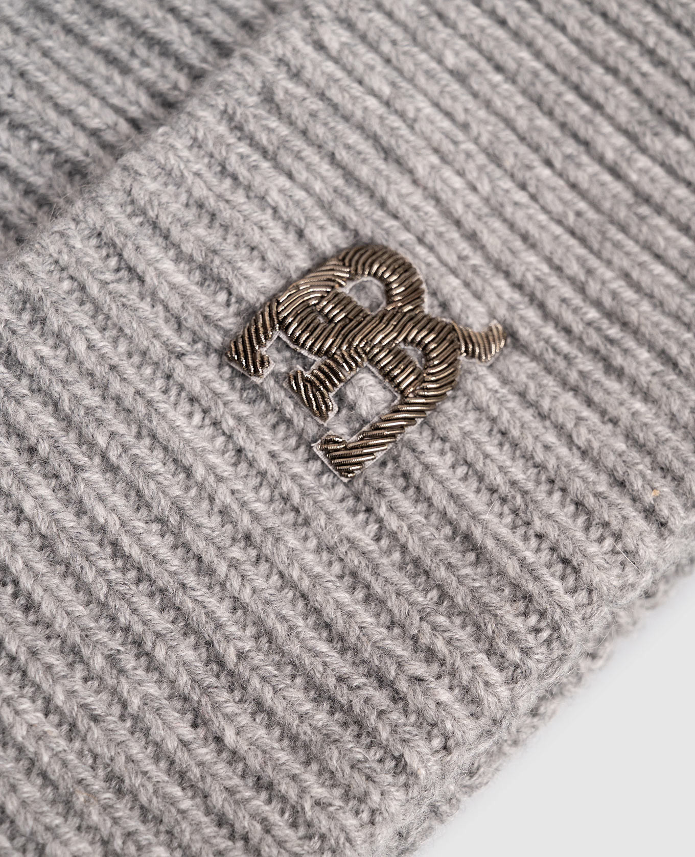 Grey cashmere hat with monogram logo Ermanno Scervino 3