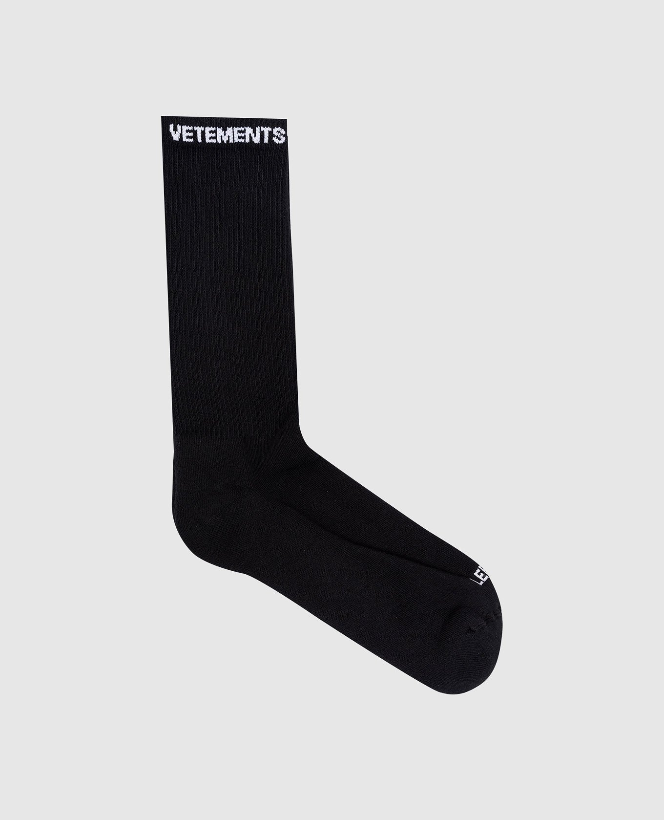 Vetements Black socks with a logo pattern