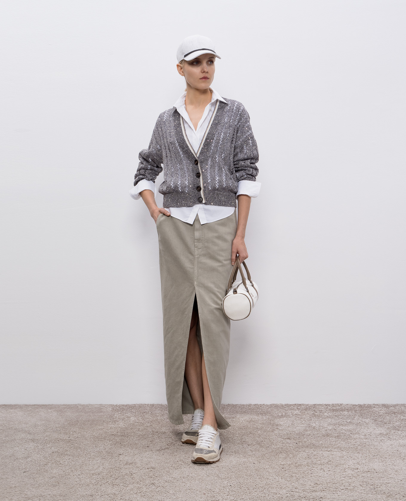 

Gray linen cardigan with openwork pattern Brunello Cucinelli, Grey